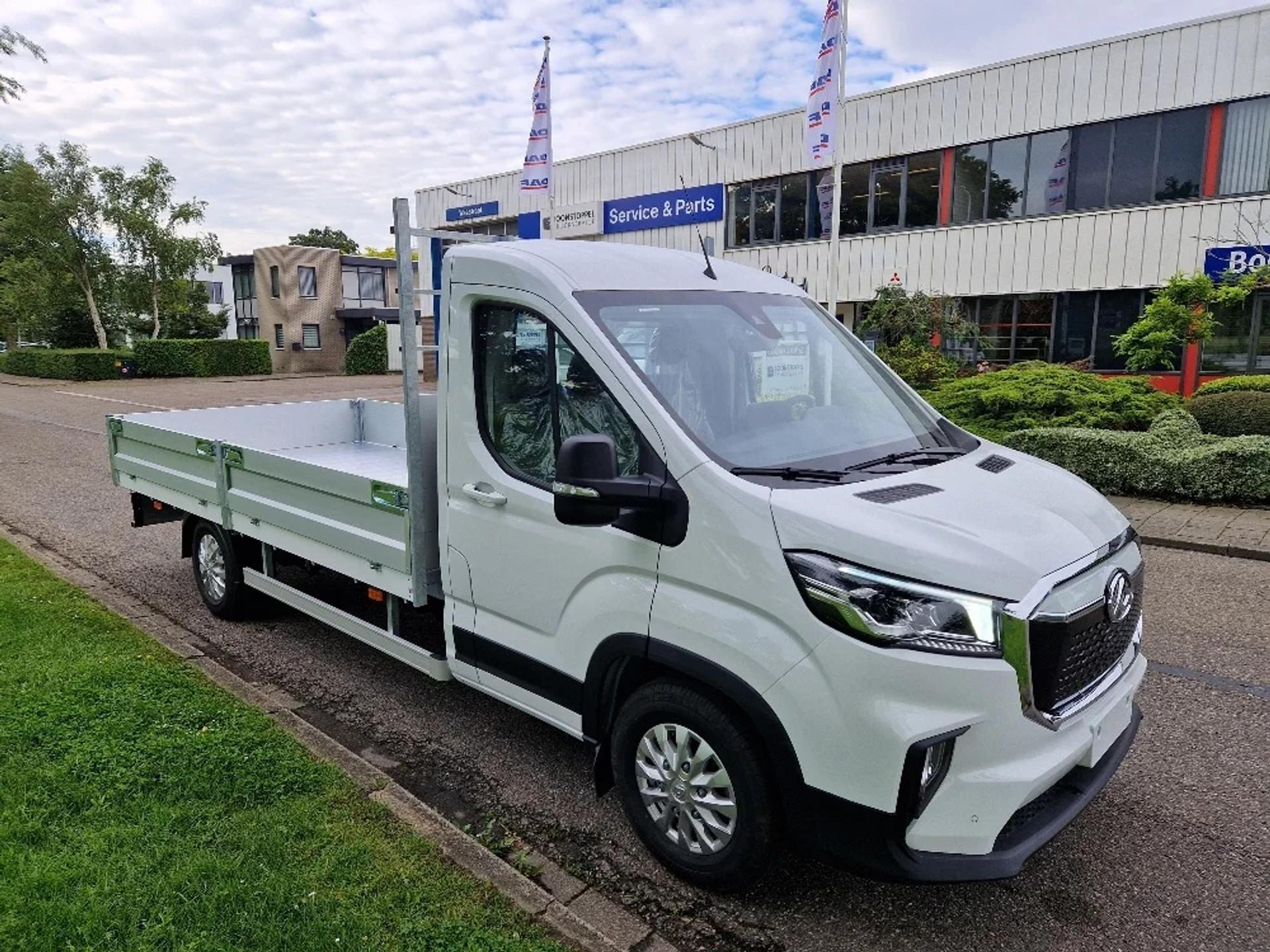 Foto 4 van Maxus eDeliver9 CC met Open Laadbak L4 100% elektrisch L4 65 kWh N1 Direct uit voorraad