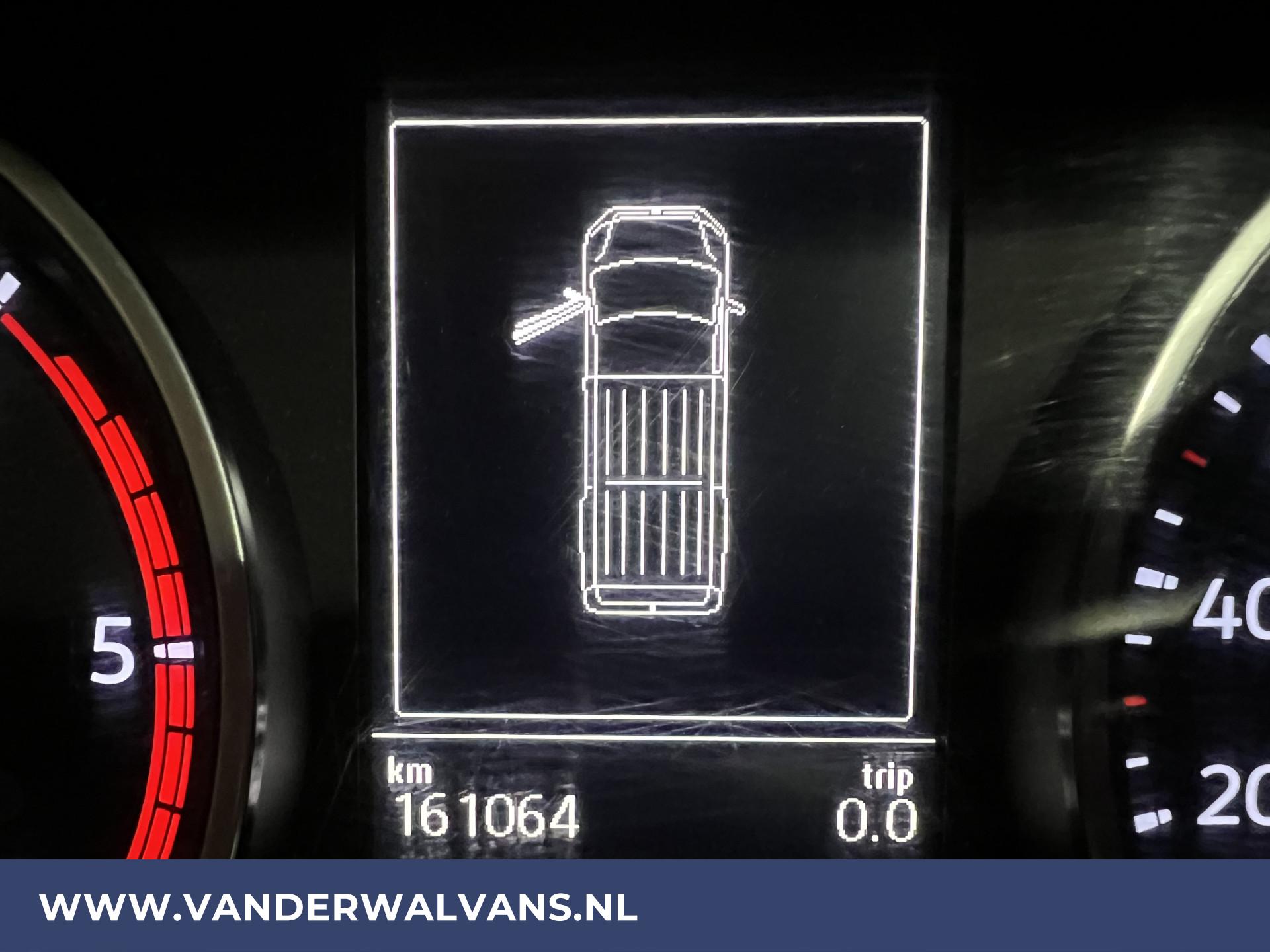 Foto 19 van Volkswagen 2.0 TDI 140pk L4H4 L3H3 Hoog dak Euro6 Airco | 2x Zijdeur | Camera | Apple Carplay