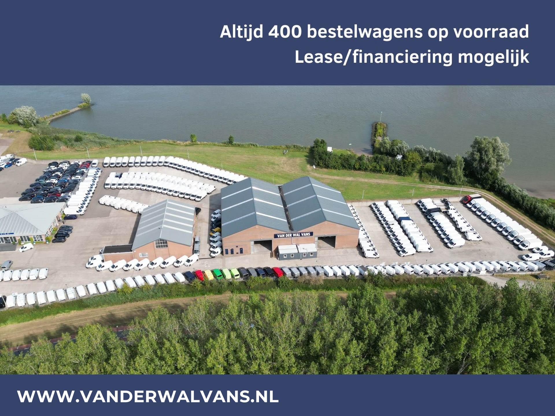 Foto 20 van Volkswagen 2.0 TDI 140pk L4H4 L3H3 Hoog dak Euro6 Airco | 2x Zijdeur | Camera | Apple Carplay