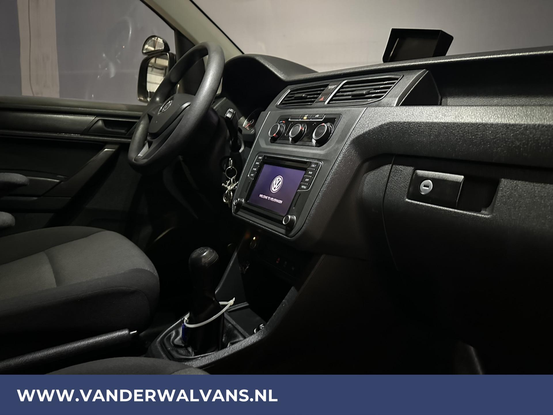 Foto 14 van Volkswagen Caddy 2.0 TDI L1H1 Euro6 Airco | Navigatie | Camera | Cruisecontrol | Trekhaak