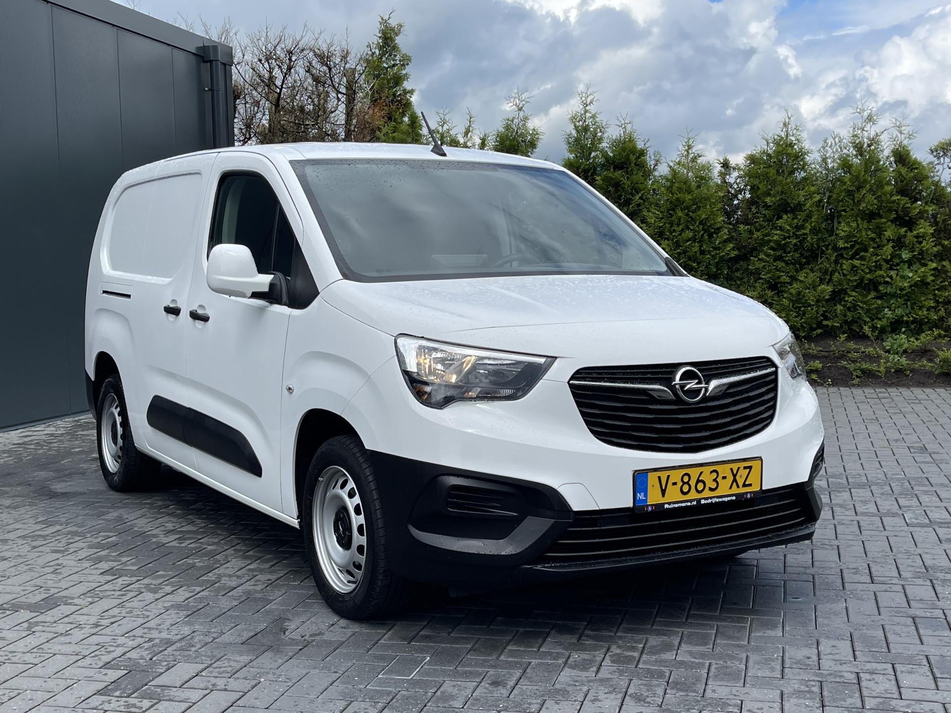 Foto 3 van Opel Combo 1.6D 100 PK / L2H1 / 1e EIG. / TREKHAAK / AIRCO / CRUISE / APPLE CARPLAY