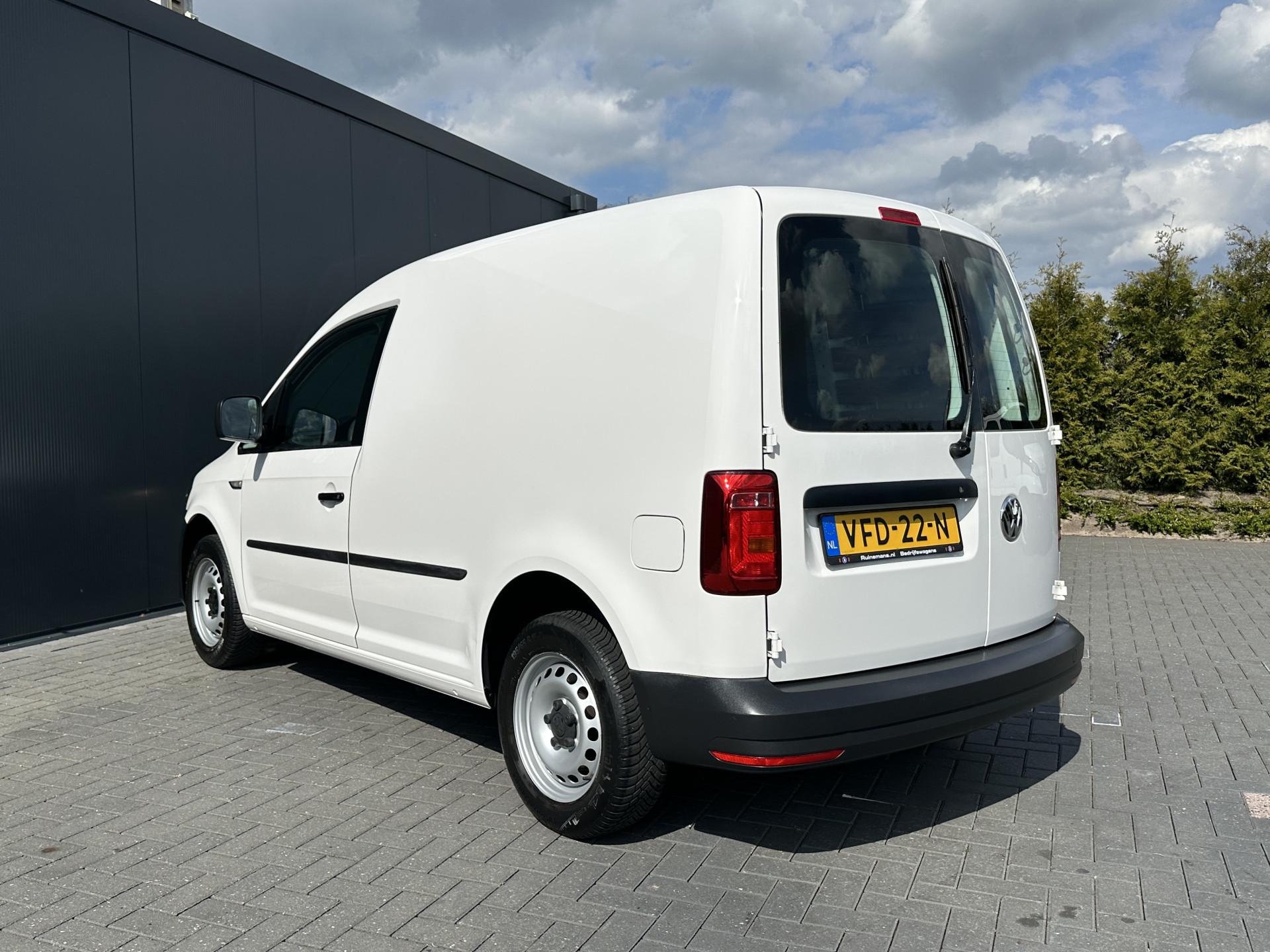Foto 4 van Volkswagen 2.0 TDI / L1H1 / ZEER NETJES / 38.424 KM / 1e EIGENAAR / AIRCO / CRUISE CONTROL