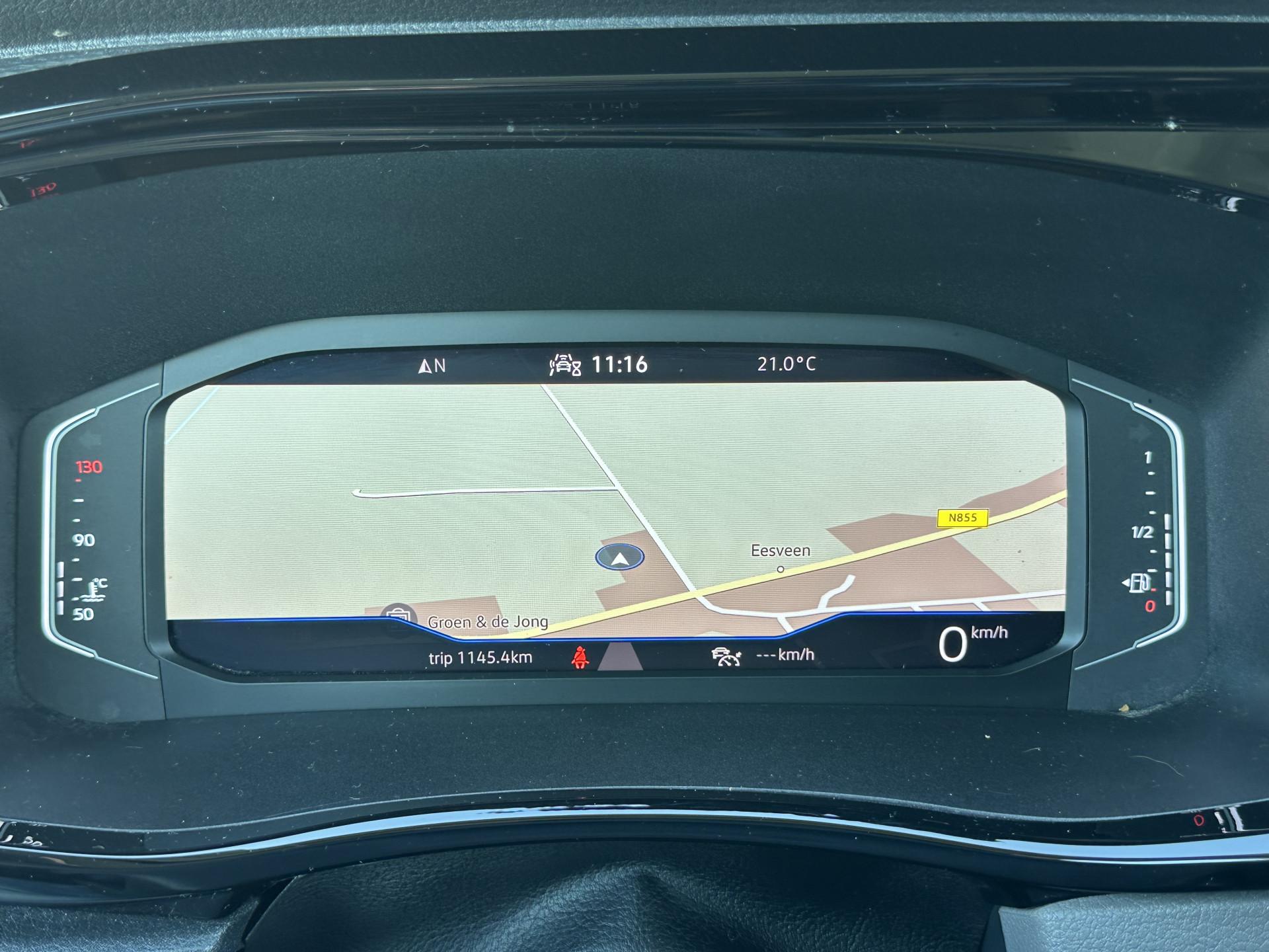 Foto 11 van Volkswagen 2.0 TDI / L1H1 / BULLI / TREKHAAK / VIRTUAL / SOFTCLOSE / CAMERA / ADAPTIVE CRUISE / CARPLAY