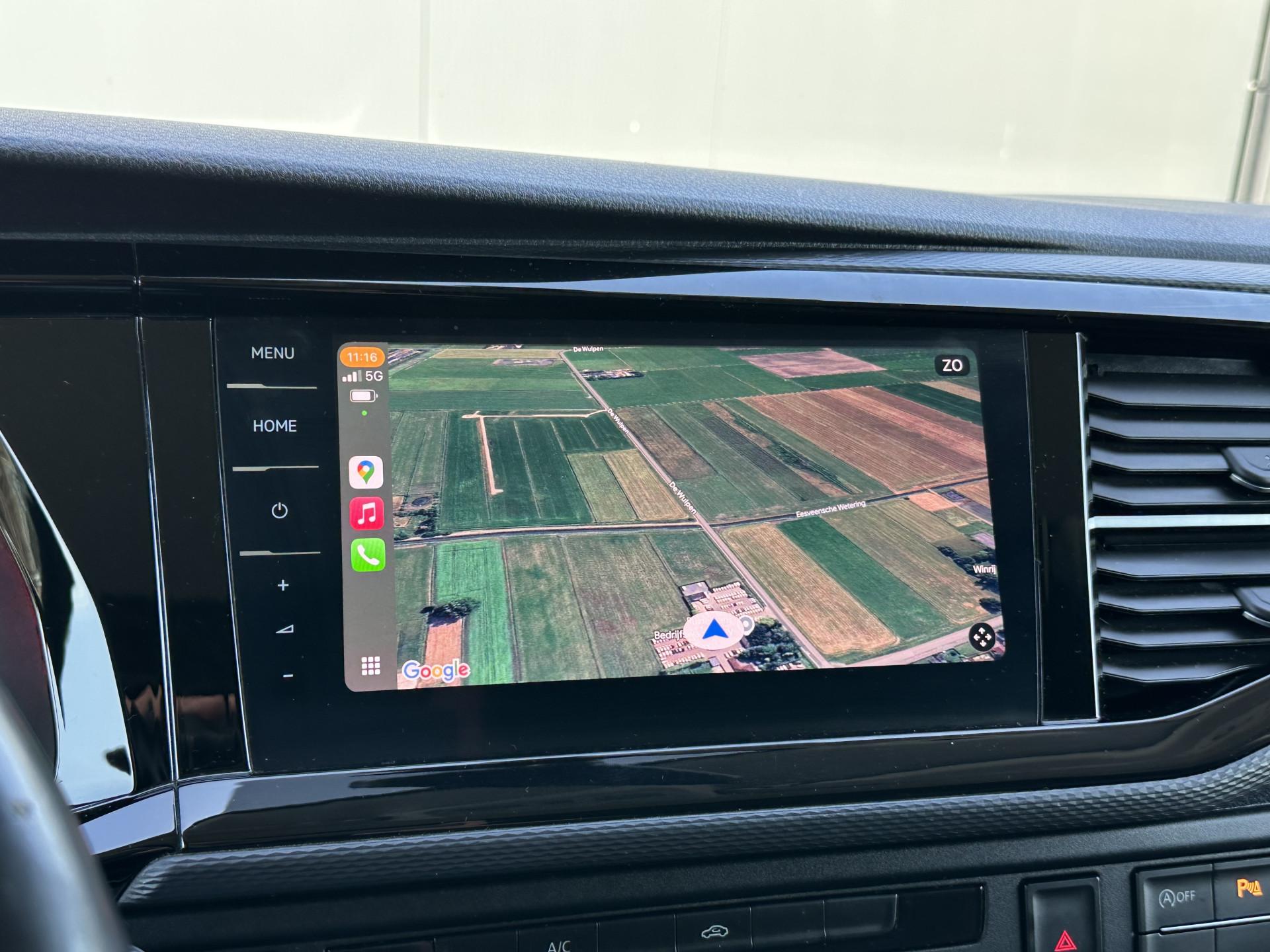 Foto 12 van Volkswagen 2.0 TDI / L1H1 / BULLI / TREKHAAK / VIRTUAL / SOFTCLOSE / CAMERA / ADAPTIVE CRUISE / CARPLAY