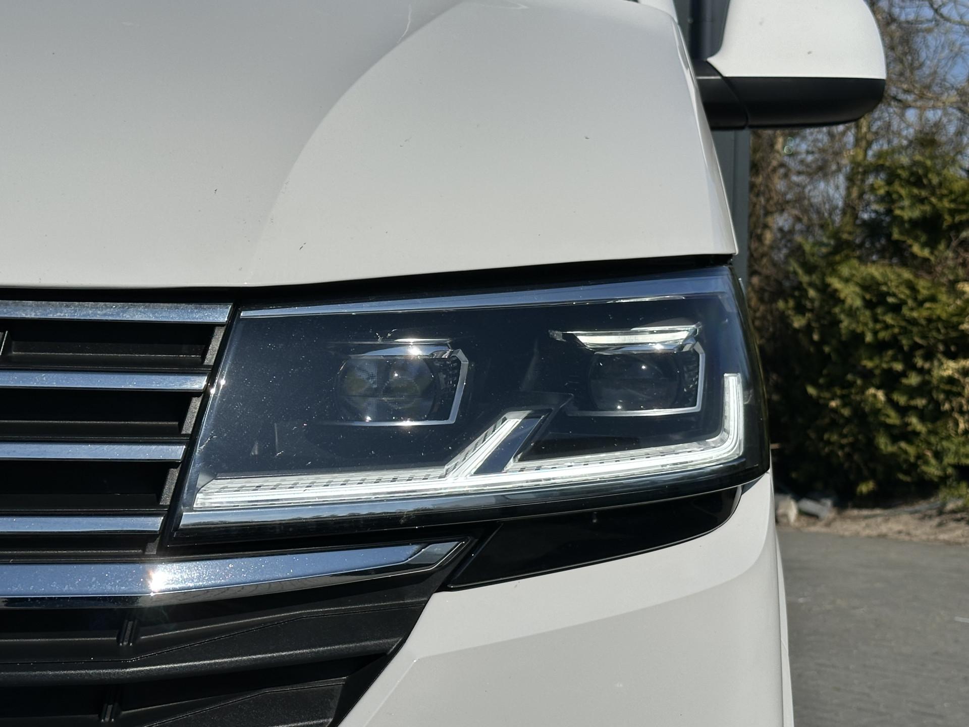 Foto 17 van Volkswagen 2.0 TDI / L1H1 / BULLI / TREKHAAK / VIRTUAL / SOFTCLOSE / CAMERA / ADAPTIVE CRUISE / CARPLAY