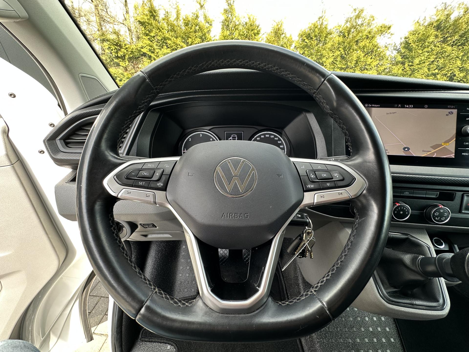 Foto 9 van Volkswagen 2.0 TDI HIGHLINE+ / L2H1 / TREKHAAK / NAVI / CRUISE / AIRCO / PDC / APPLE CARPLAY / ANDROID