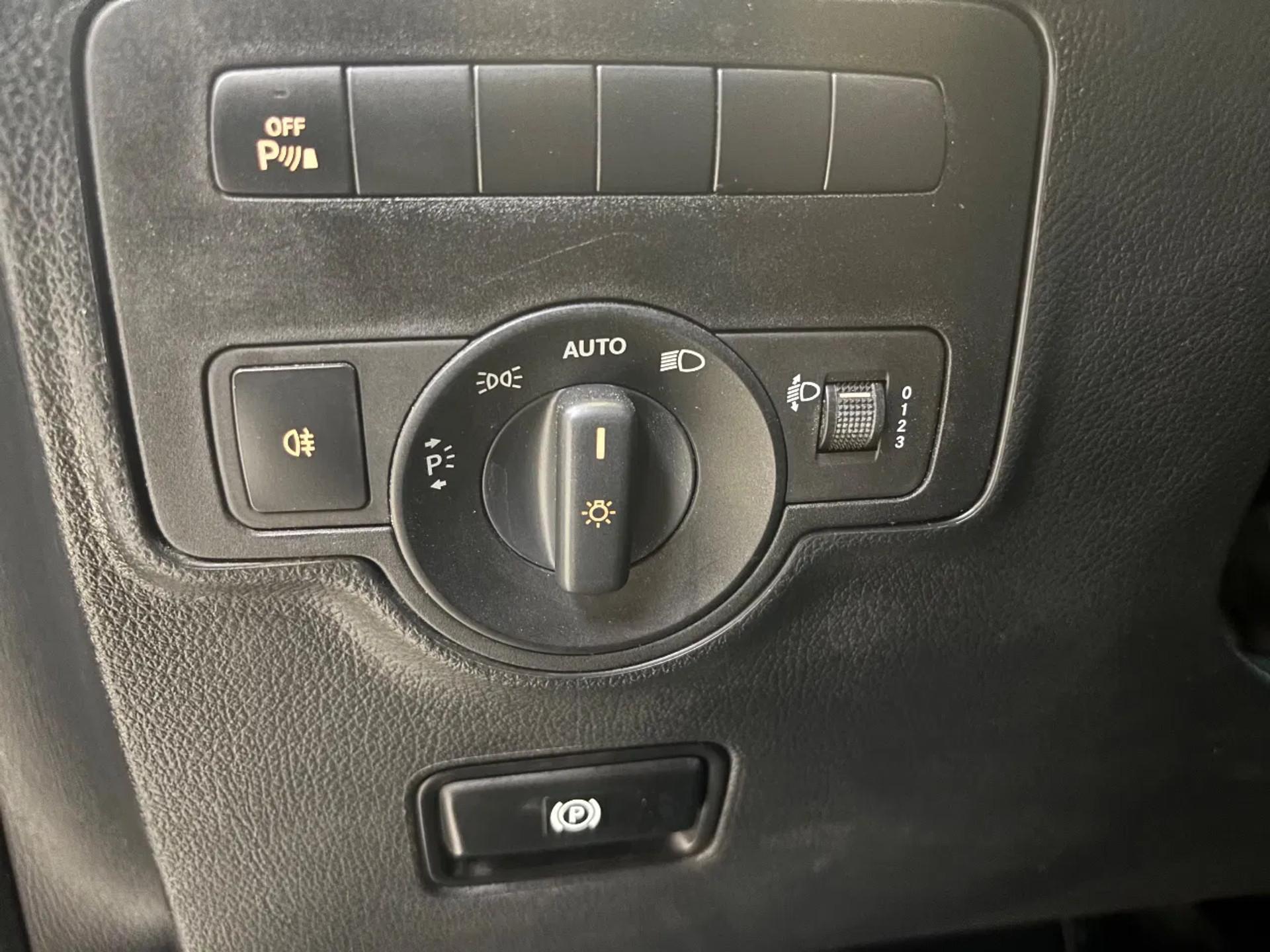 Foto 12 van Mercedes-Benz 116CDI L3H1 XXL Automaat Airco Navi Cruisecontrol Trekhaak EURO 6