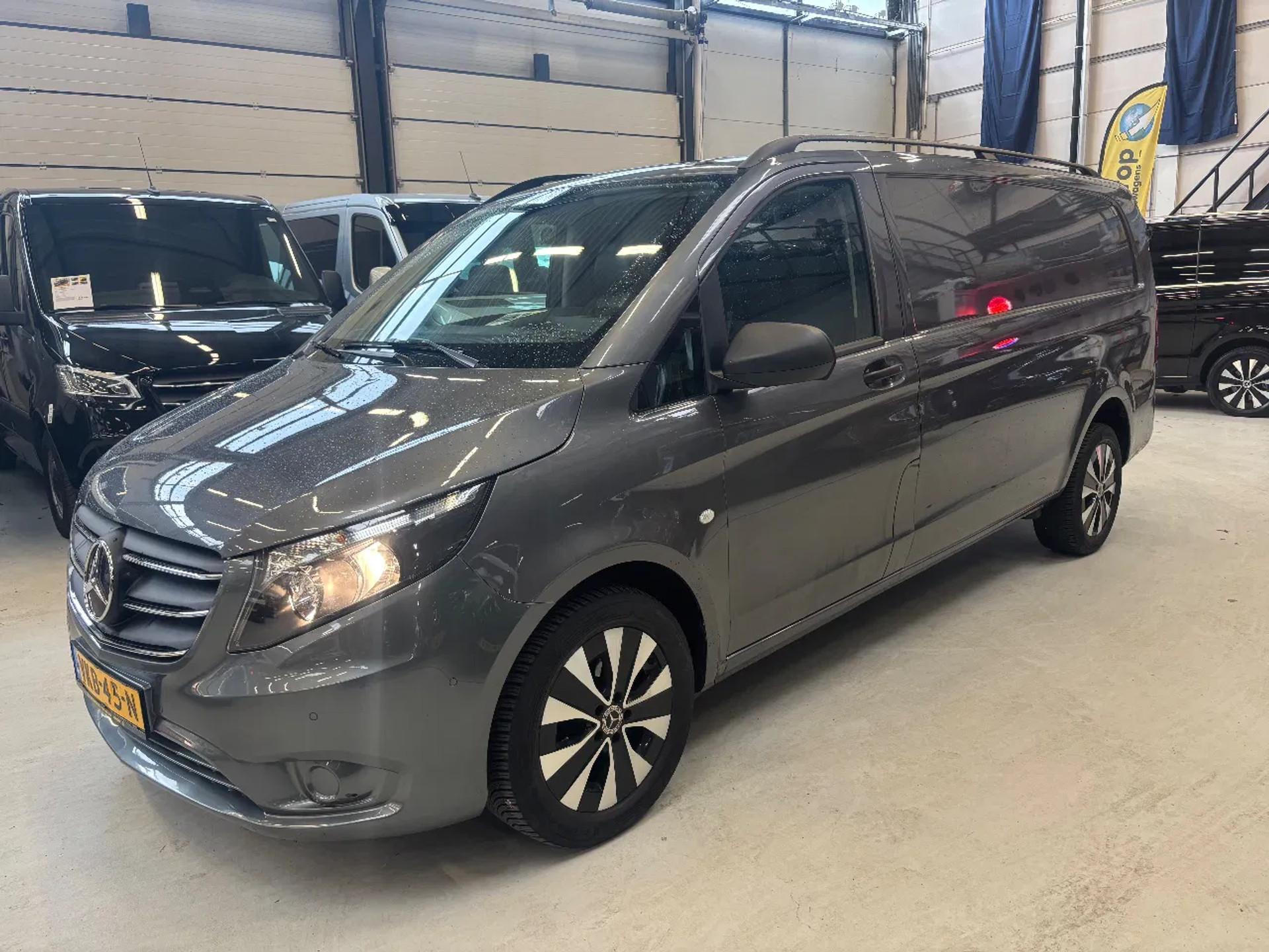 Foto 2 van Mercedes-Benz 116CDI L3H1 XXL Automaat Airco Navi Cruisecontrol Trekhaak EURO 6