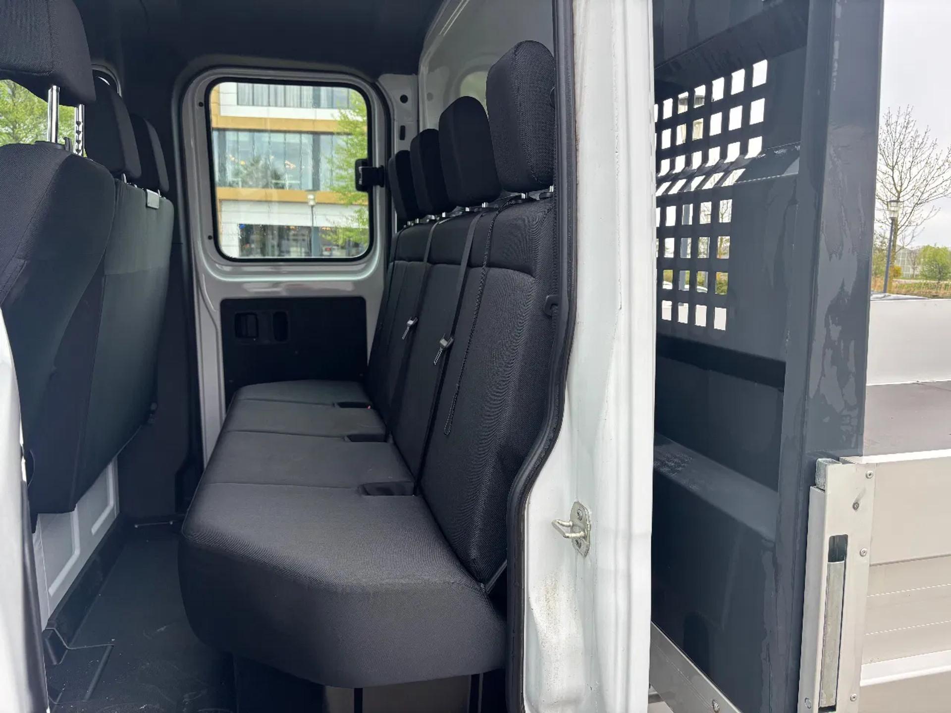 Foto 7 van Mercedes-Benz 519CDI Dubbelcabine Openlaadbak Automaat Airco Navi Cruisecontrol nieuwe ongebruikte auto