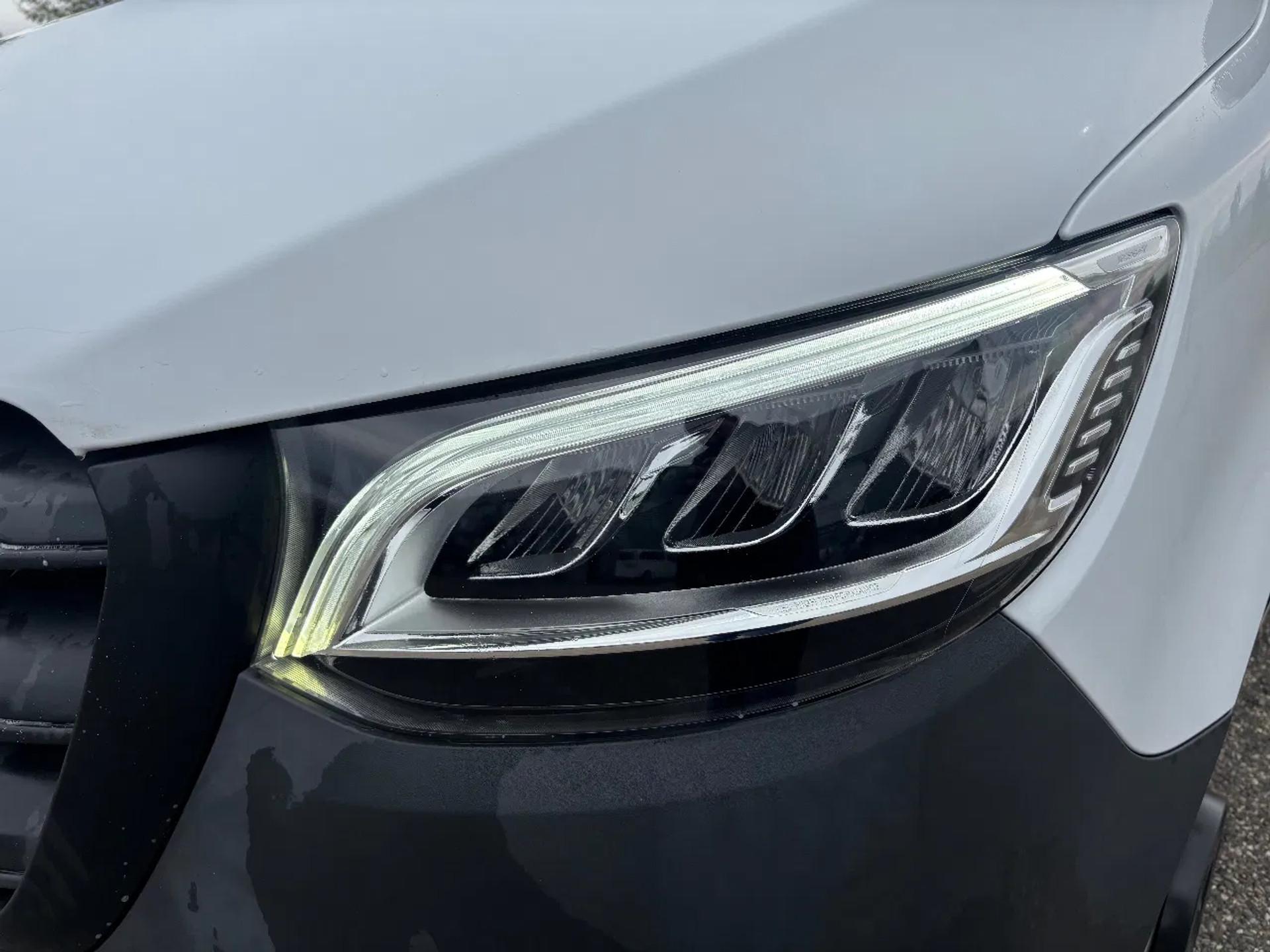 Foto 8 van Mercedes-Benz 519CDI Dubbelcabine Openlaadbak Automaat Airco Navi Cruisecontrol nieuwe ongebruikte auto