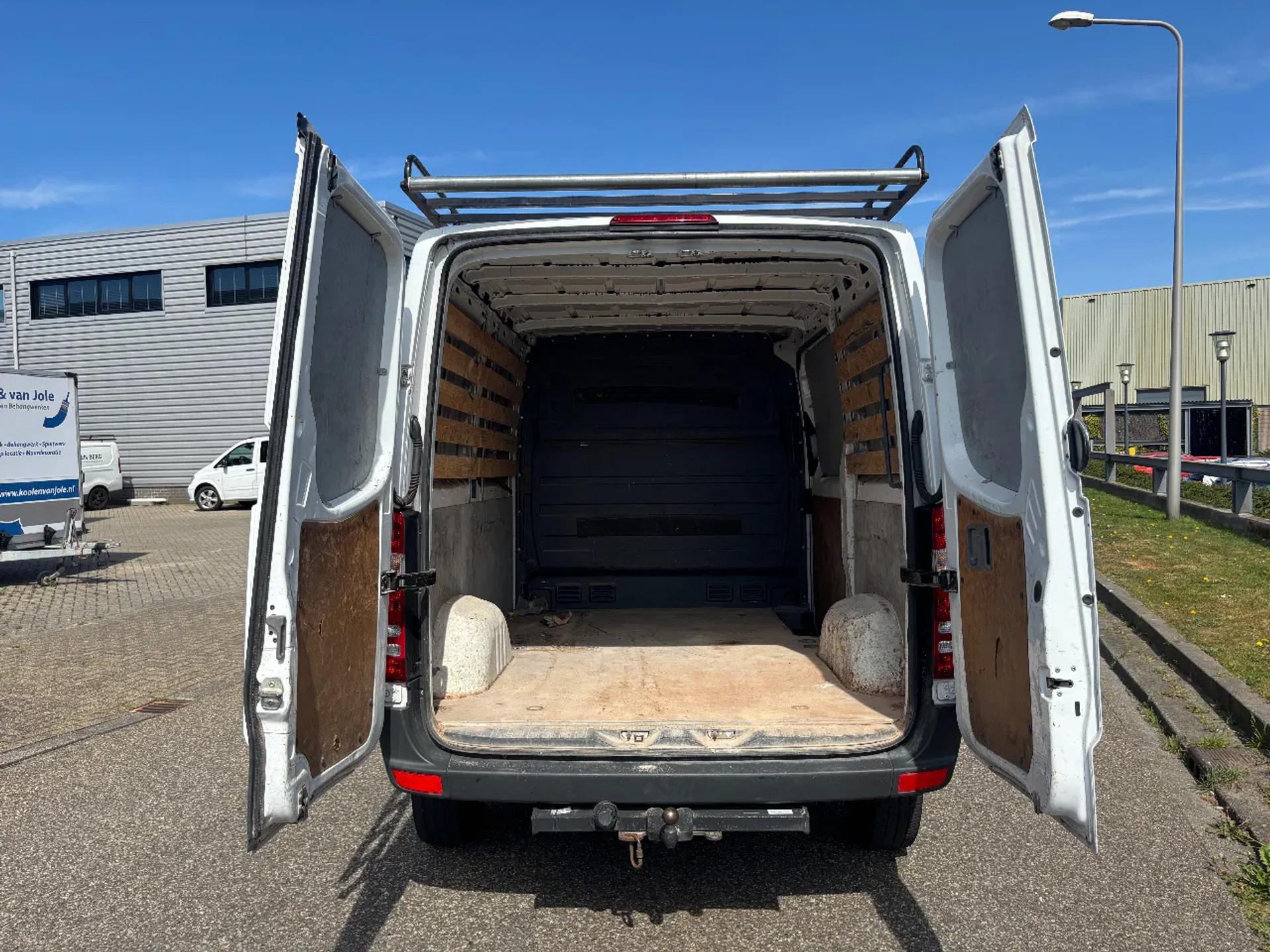 Foto 6 van Mercedes-Benz 210CDI L1H1 Airco Navi Trekhaak
