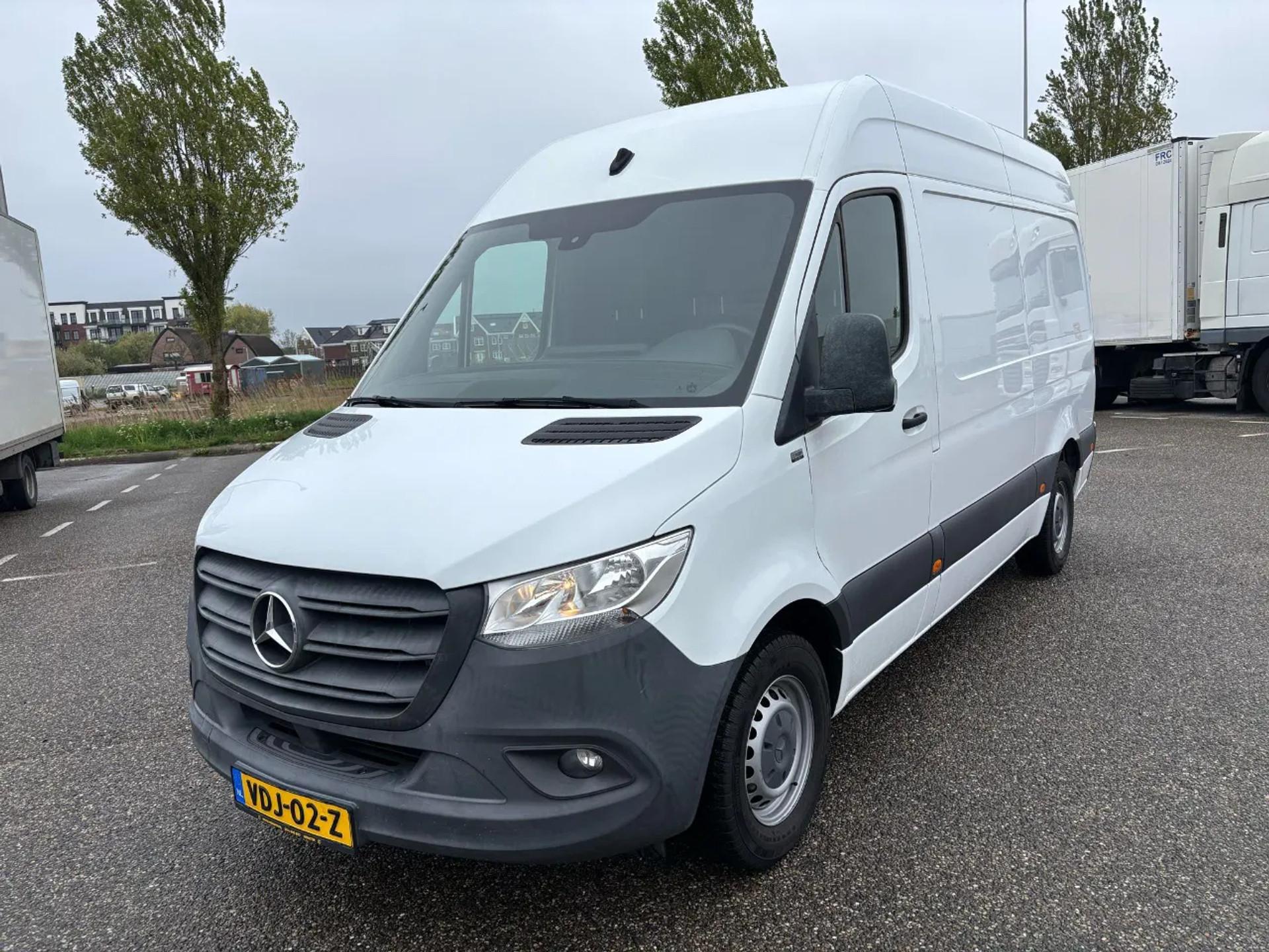Foto 2 van Mercedes-Benz 314CDI L2H2 Airco EURO 6 115000KM