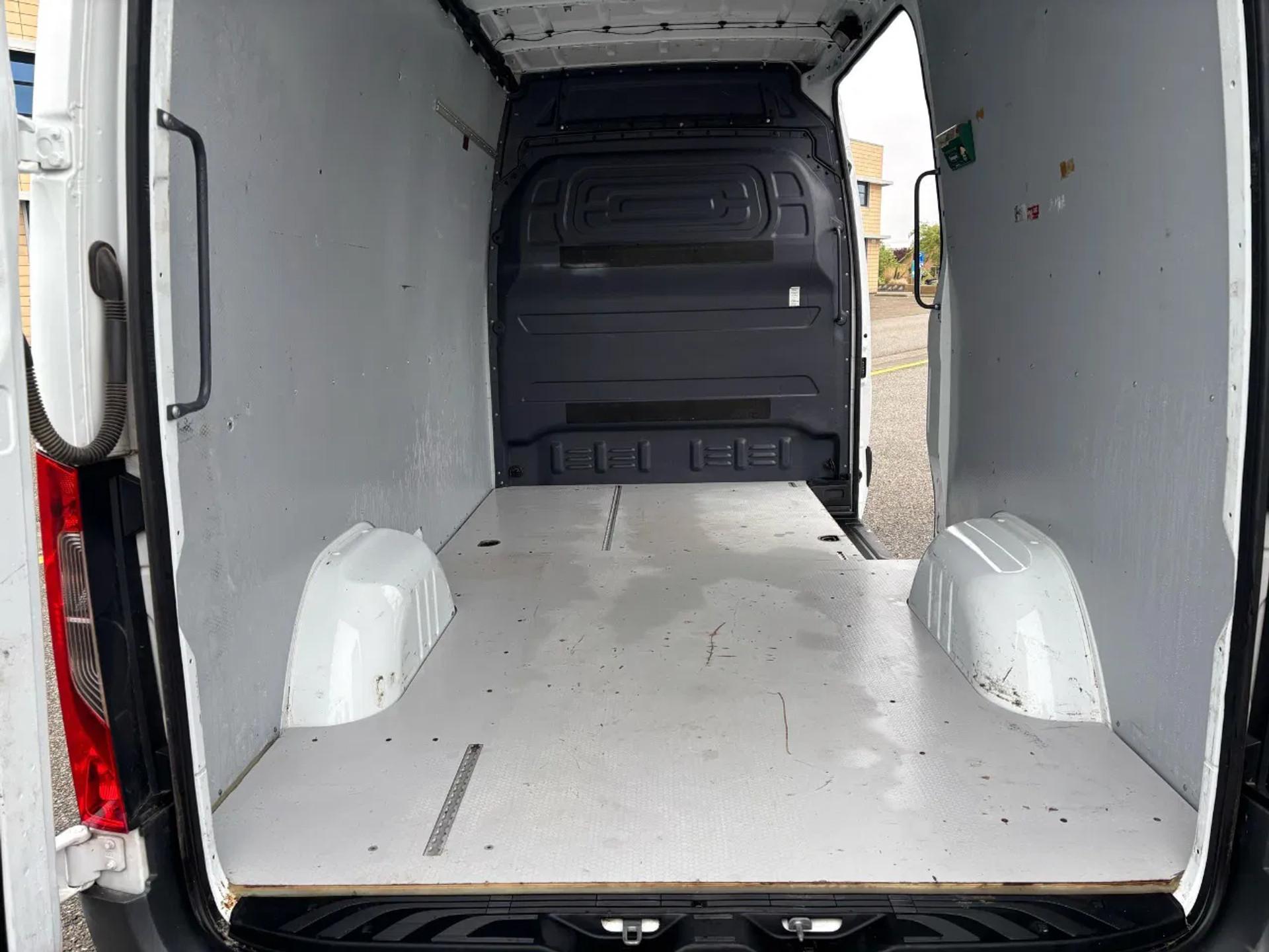 Foto 7 van Mercedes-Benz 314CDI L2H2 Airco EURO 6 115000KM