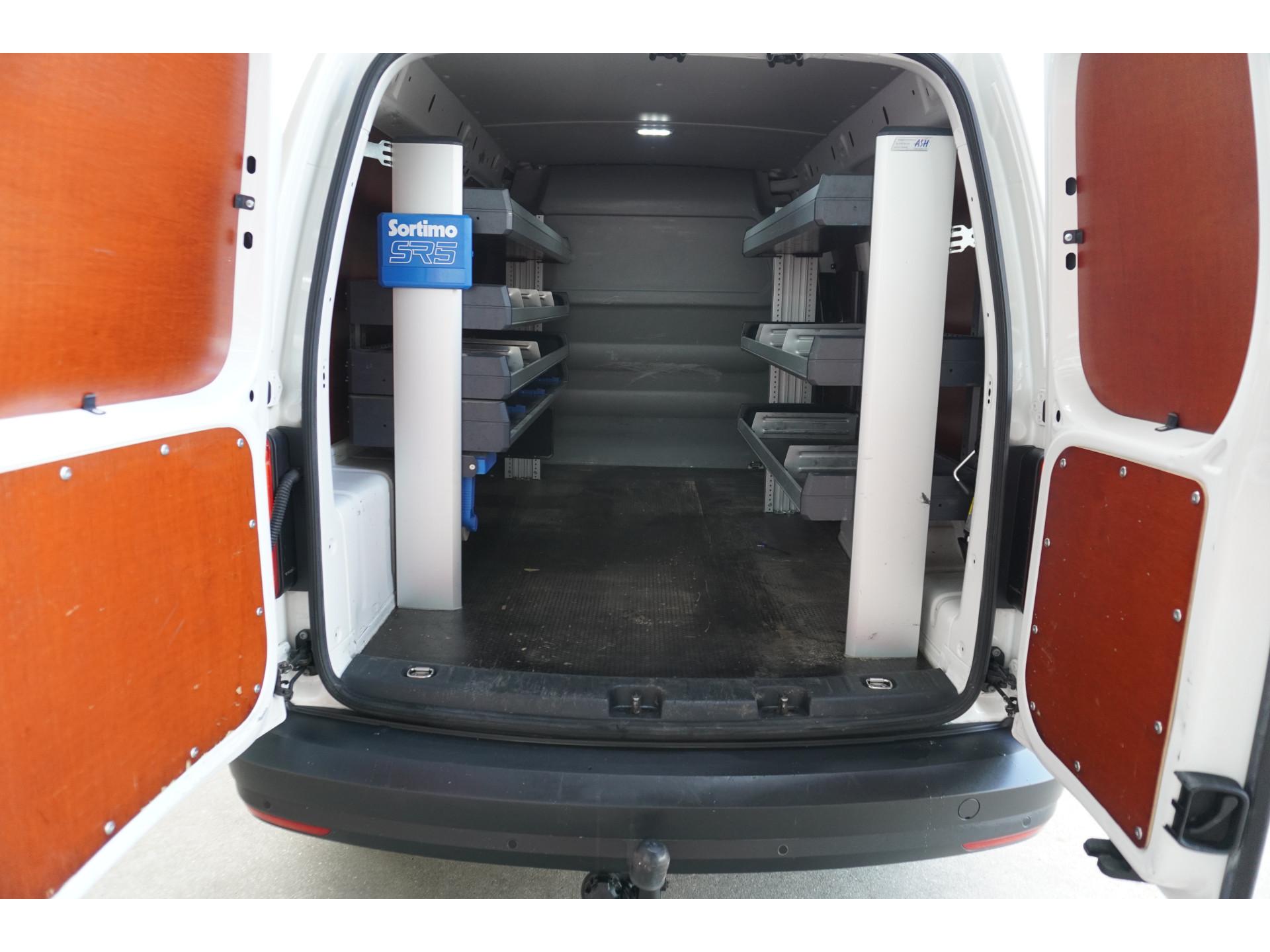 Foto 11 van Volkswagen 2.0 TDI L2H1 BMT Maxi Comfortline