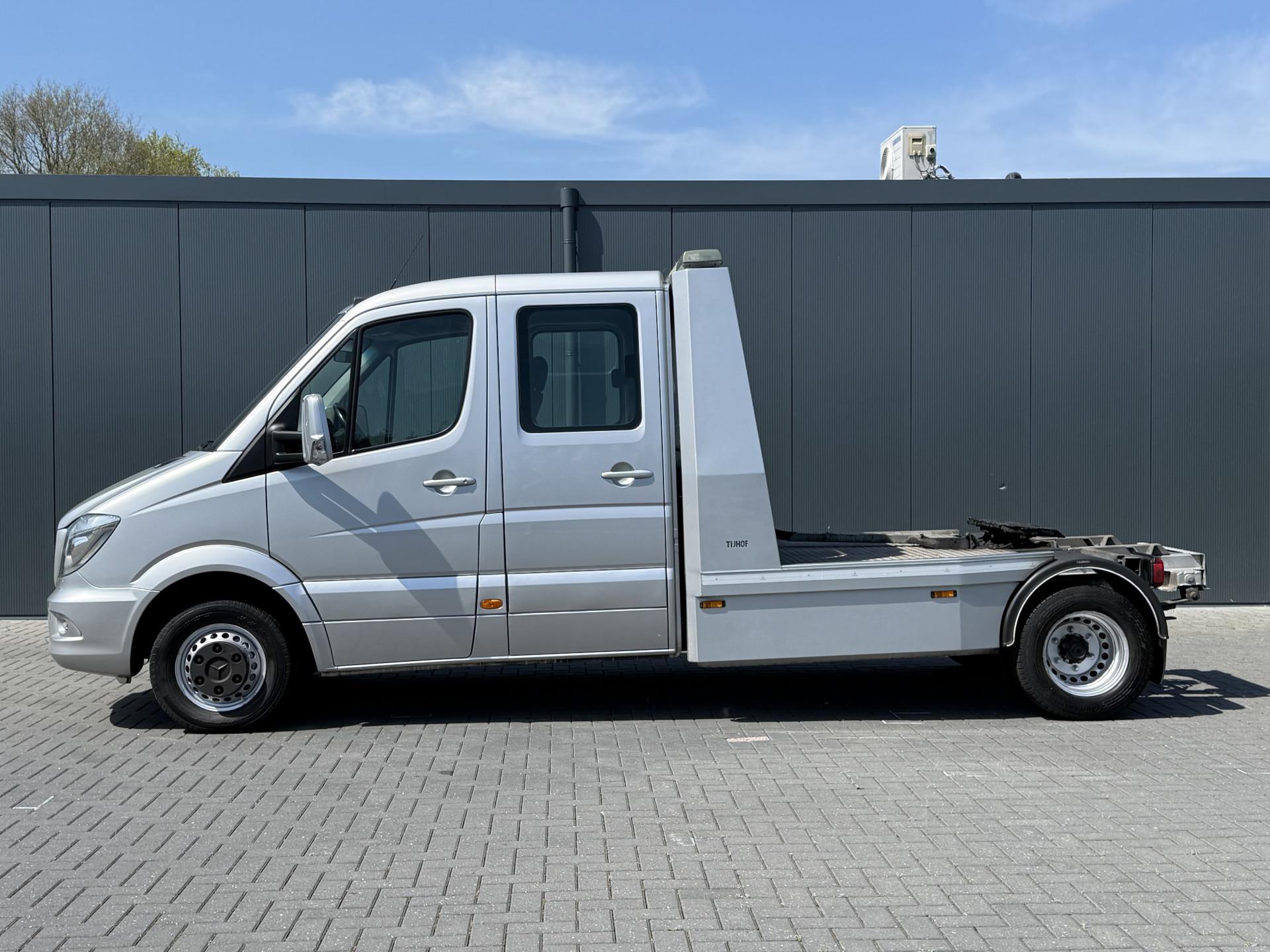 Foto 3 van Mercedes-Benz 519 3.0 CDI V6 E6 WB 433 / BE-TREKKER 8 TONS / 1e EIG ALS NIEUW / AUTOMAAT / DUBBEL CABINE / AIRCO / CRUISE / NAVI / XENON
