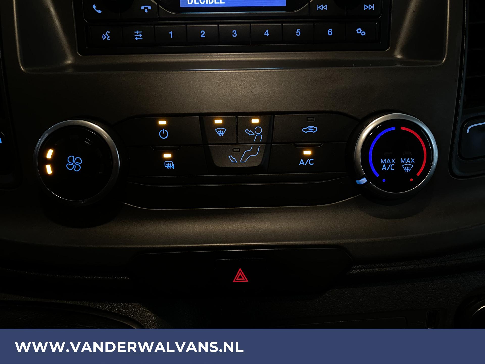 Foto 4 van Ford Transit Custom 2.0 TDCI L1H1 Euro6 Airco | 2500kg trekvermogen | Parkeersensoren | LED