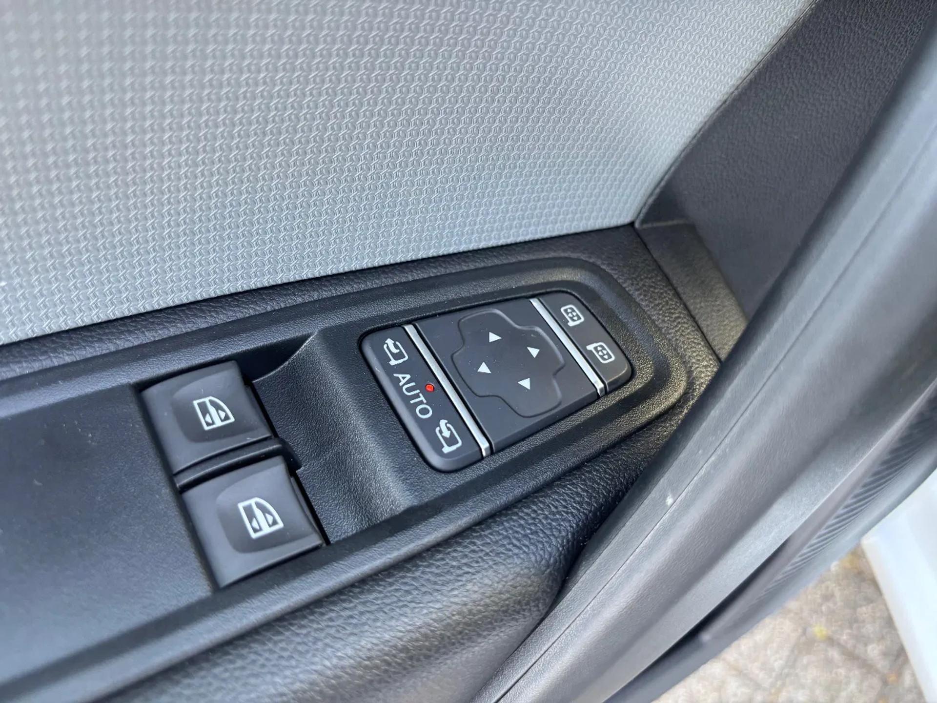 Foto 10 van Nissan Tenka L1 45 kWh Snellader Automaat Airco Cruisecontrol NIEUW BPM VRIJ