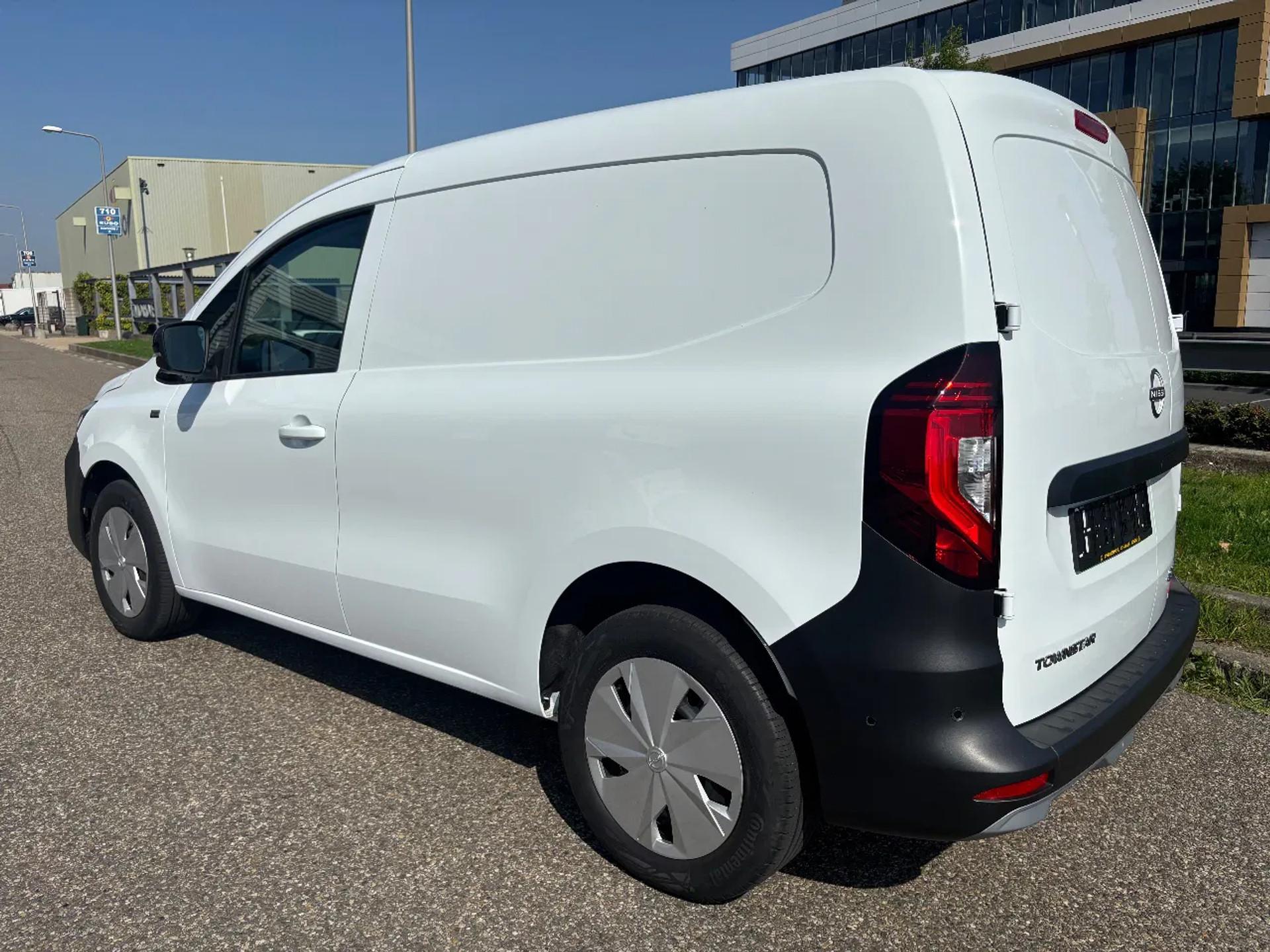 Foto 6 van Nissan Tenka L1 45 kWh Snellader Automaat Airco Cruisecontrol NIEUW BPM VRIJ