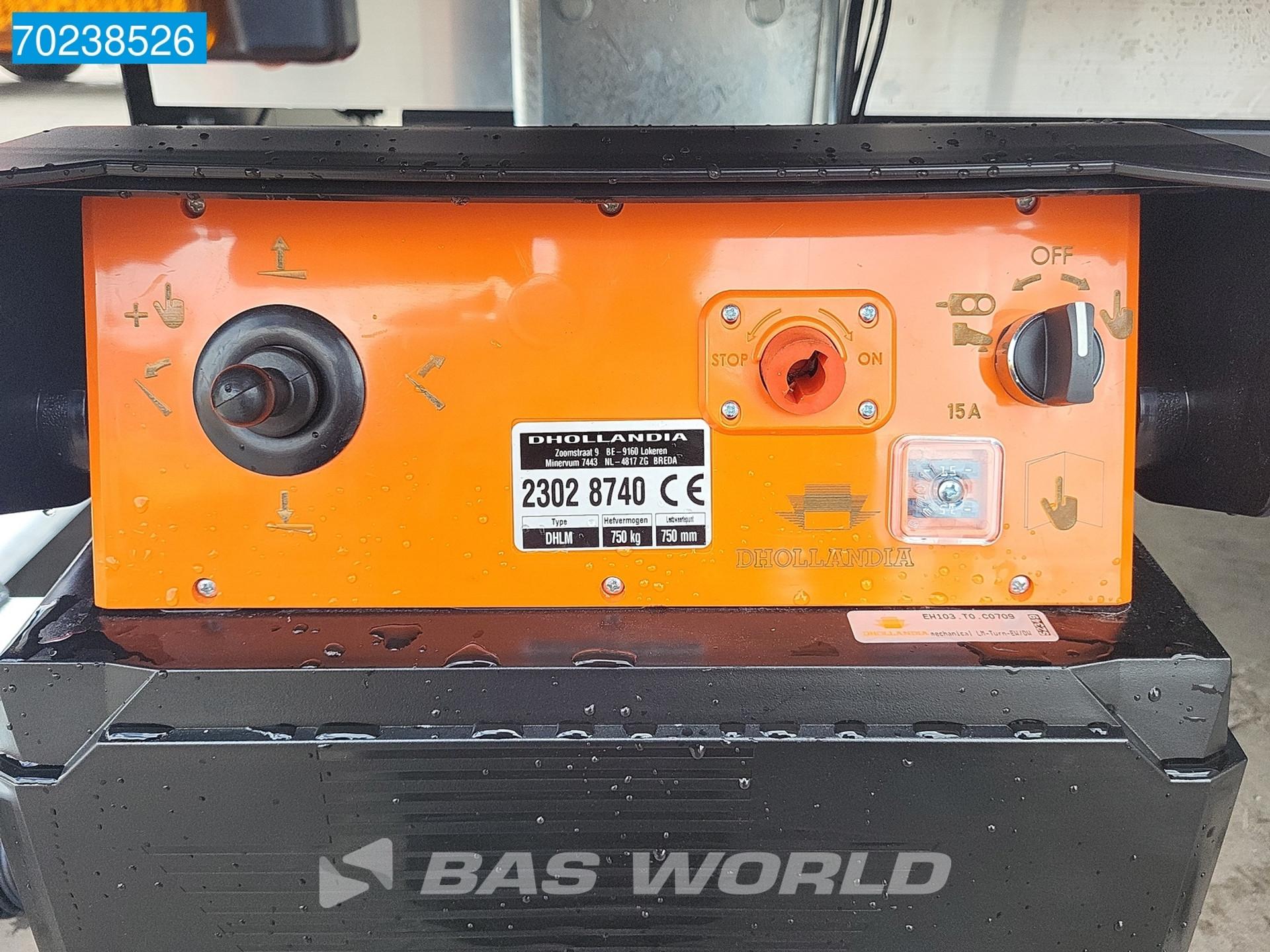 Foto 12 van Iveco 40C18 3.0L Automaat Luchtvering Laadklep Dhollandia laadklep ACC Navi Bakwagen Koffer Meubelbak 20m3 Airco
