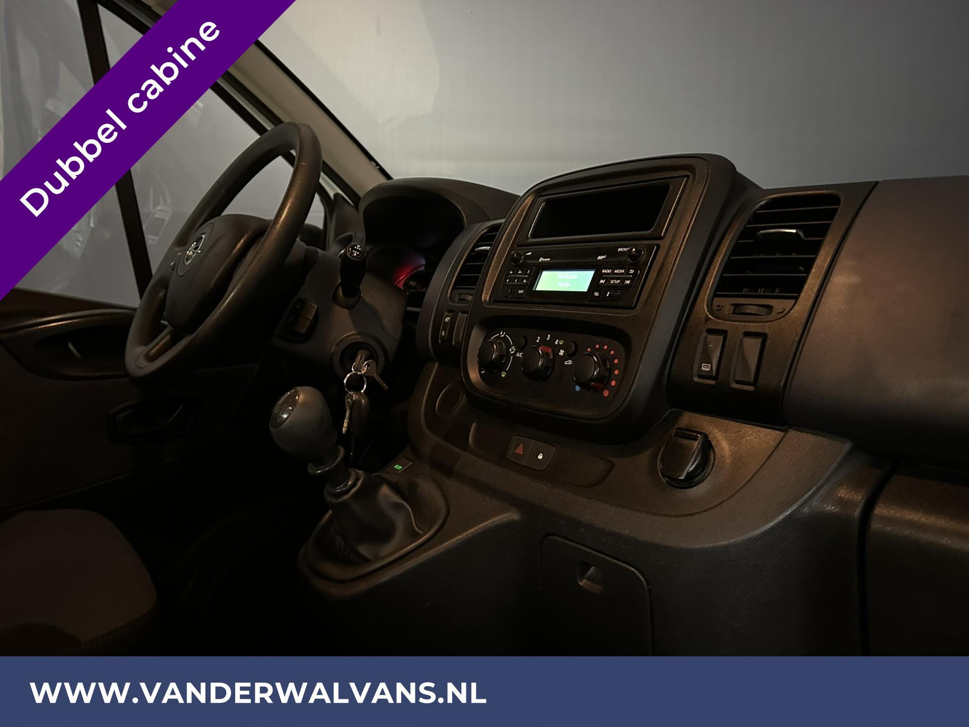Foto 11 van Opel Vivaro 1.6 CDTI 122pk L2H1 Dubbele Cabine Euro6 Airco | 5-zits | Cruisecontrol