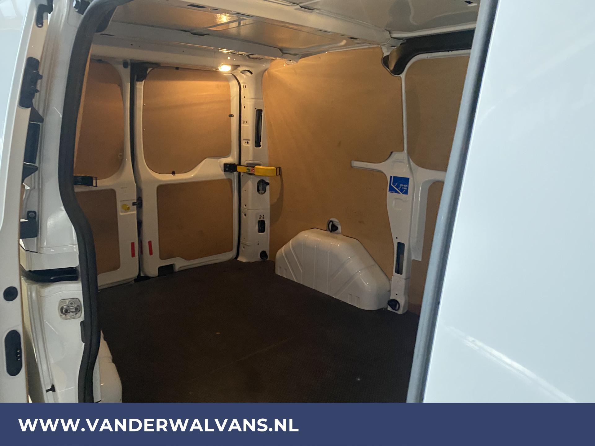 Foto 11 van Ford Transit Custom 2.0TDCI 130pk L1H1 Euro6 Airco | Parkeersensoren | Cruisecontrol | LED