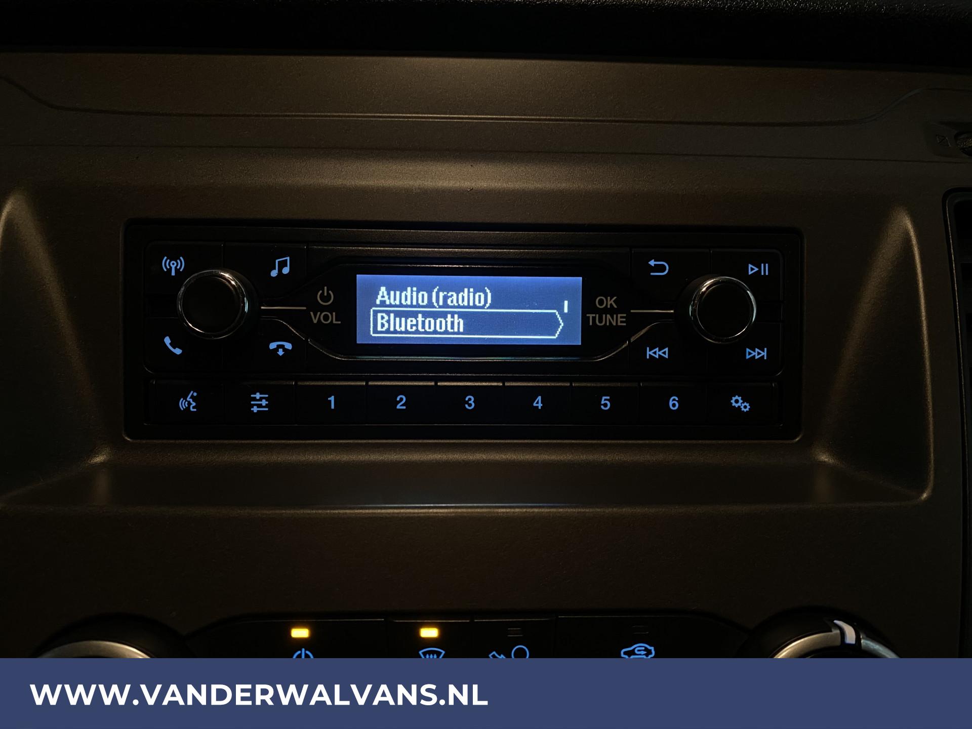Foto 15 van Ford Transit Custom 2.0TDCI 130pk L1H1 Euro6 Airco | Parkeersensoren | Cruisecontrol | LED
