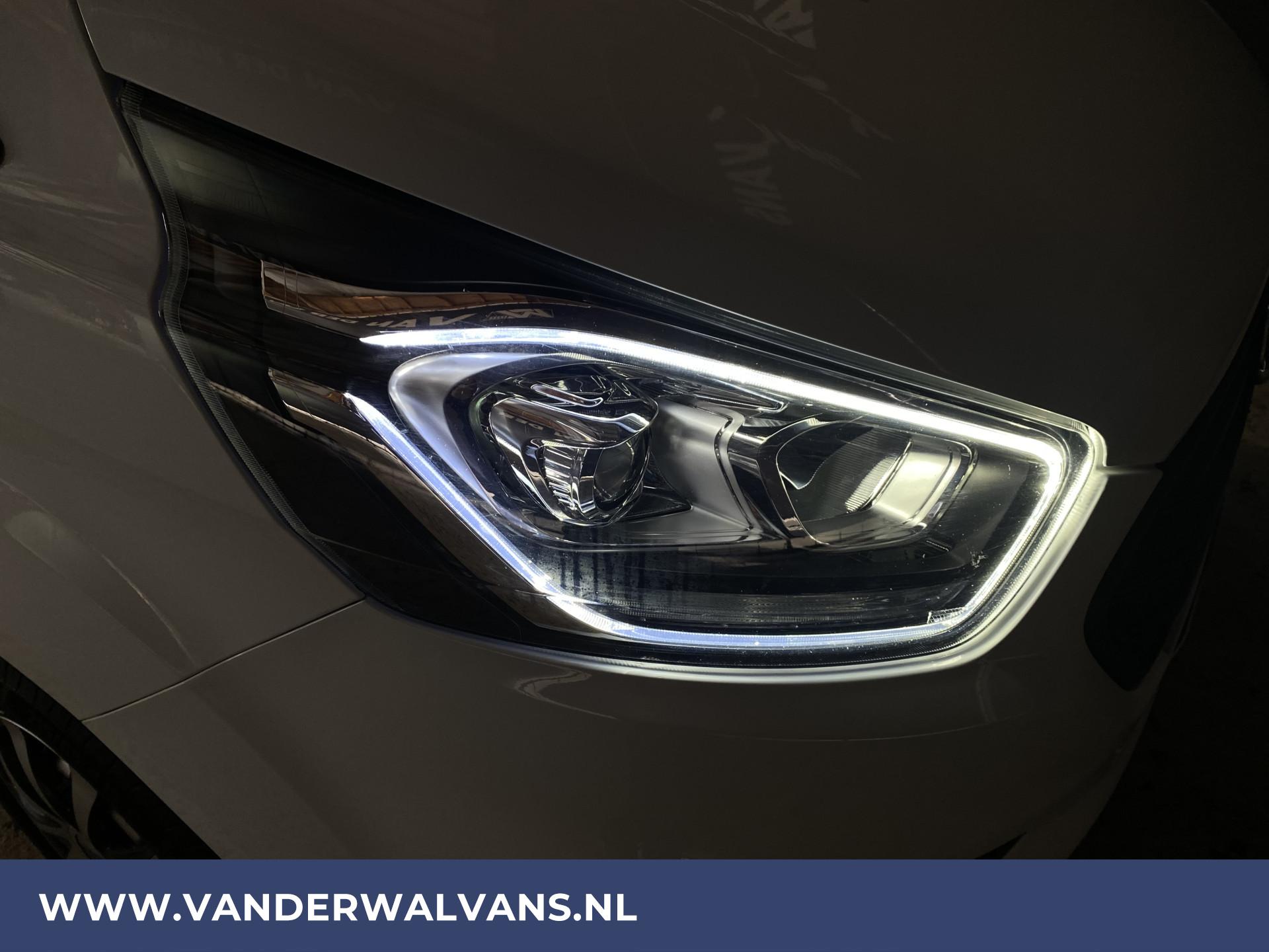 Foto 8 van Ford Transit Custom 2.0TDCI 130pk L1H1 Euro6 Airco | Parkeersensoren | Cruisecontrol | LED