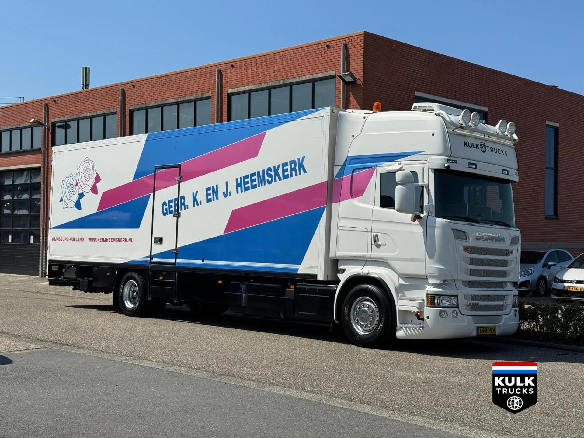 Foto 6 van Scania R 520 SHOW TRUCK / CONCOURSTAAT CLEAN HOLLAND TRUCK - NEW TYRES