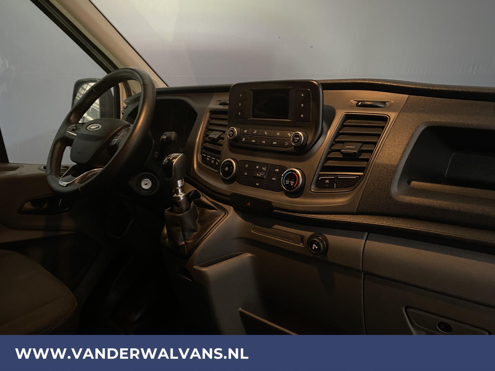 Foto 12 van Ford Transit 2.0TDCI L2H2 Euro6 Airco | Camera | Parkeersensoren | Cruisecontrol
