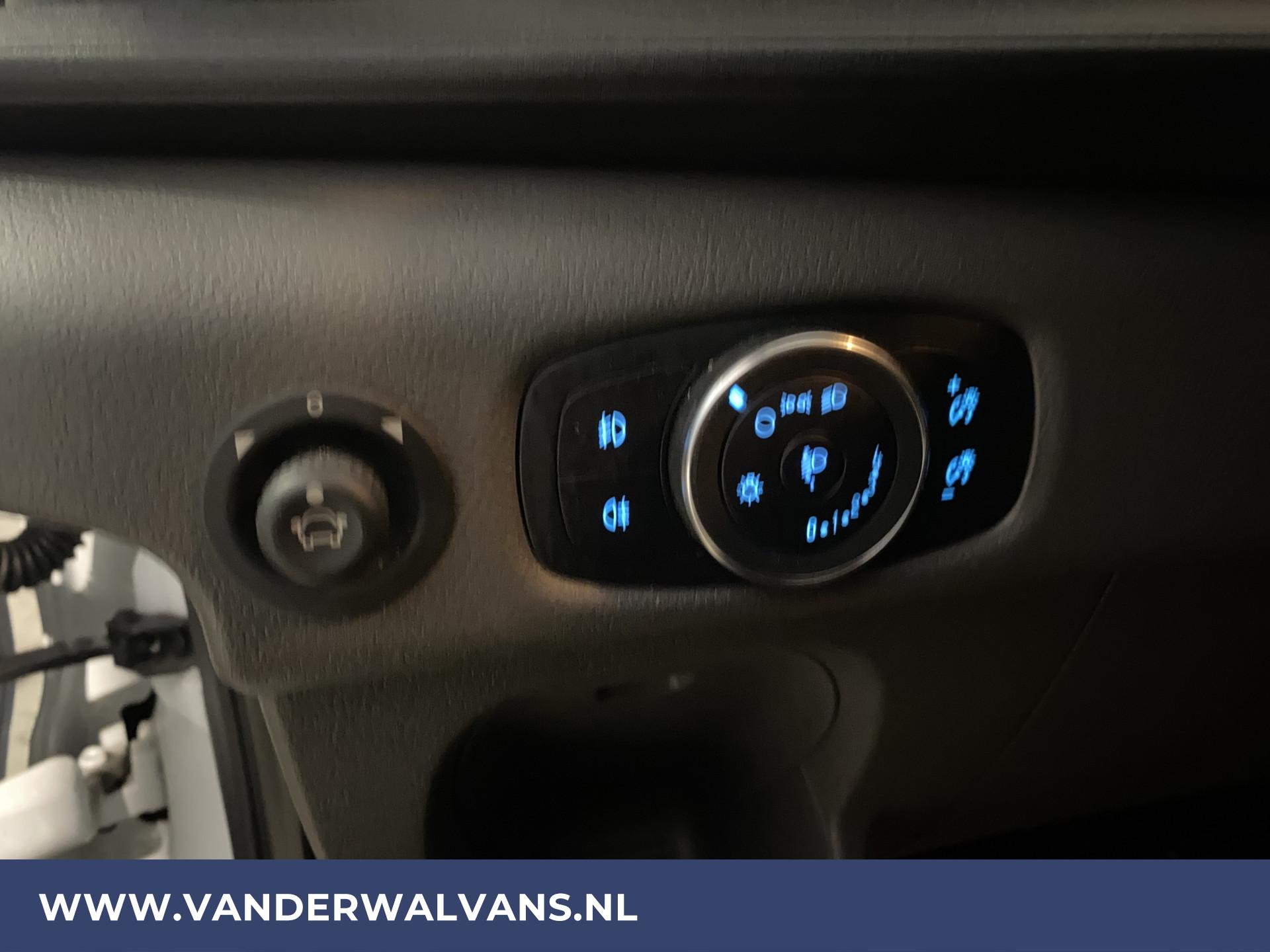 Foto 15 van Ford Transit 2.0TDCI L2H2 Euro6 Airco | Camera | Parkeersensoren | Cruisecontrol