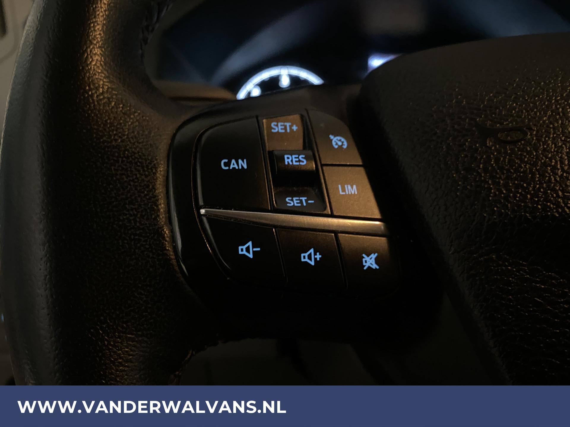 Foto 6 van Ford Transit 2.0TDCI L2H2 Euro6 Airco | Camera | Parkeersensoren | Cruisecontrol