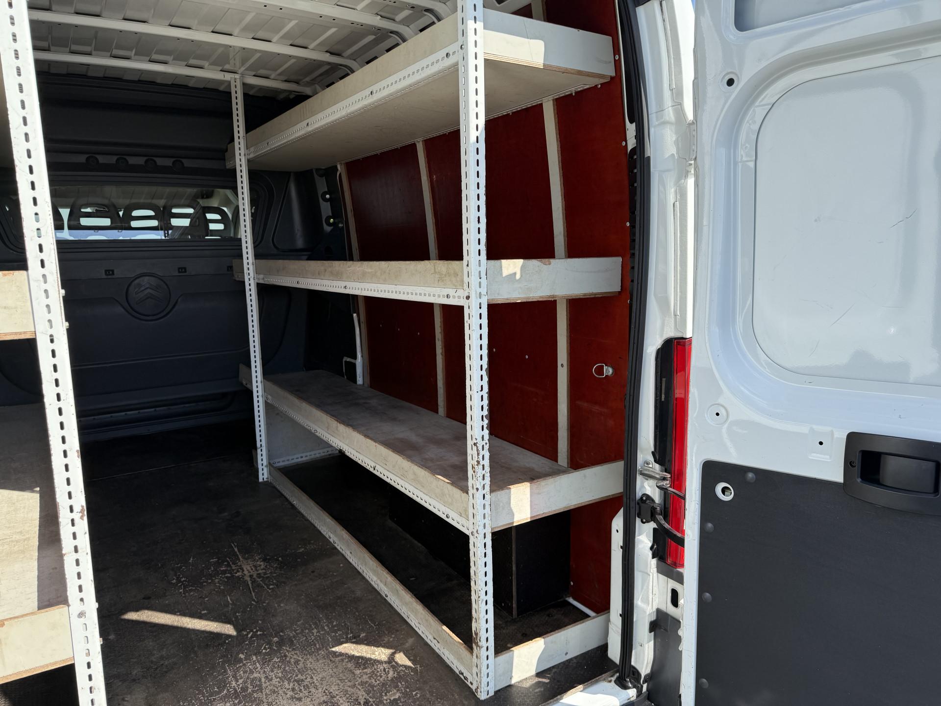 Foto 8 van Citroën 35 2.2 HDI 150 PK / L3H2 MAXI / DUBBELE CABINE 7-PERS / AIRCO / CAMERA / INRICHTING / 3 TONS TREKHAAK