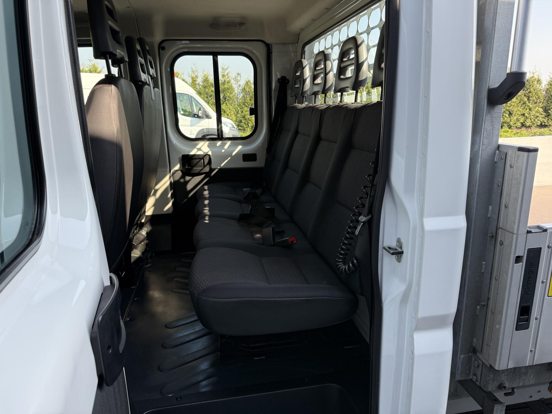 Foto 10 van Citroën 2.2 BlueHDi 141 PK EURO 6 / L4 MAXI / KIPPER / 7 PERS / DUBBELE CABINE / PICK UP / 2.5 TONS TREKHAAK / LED