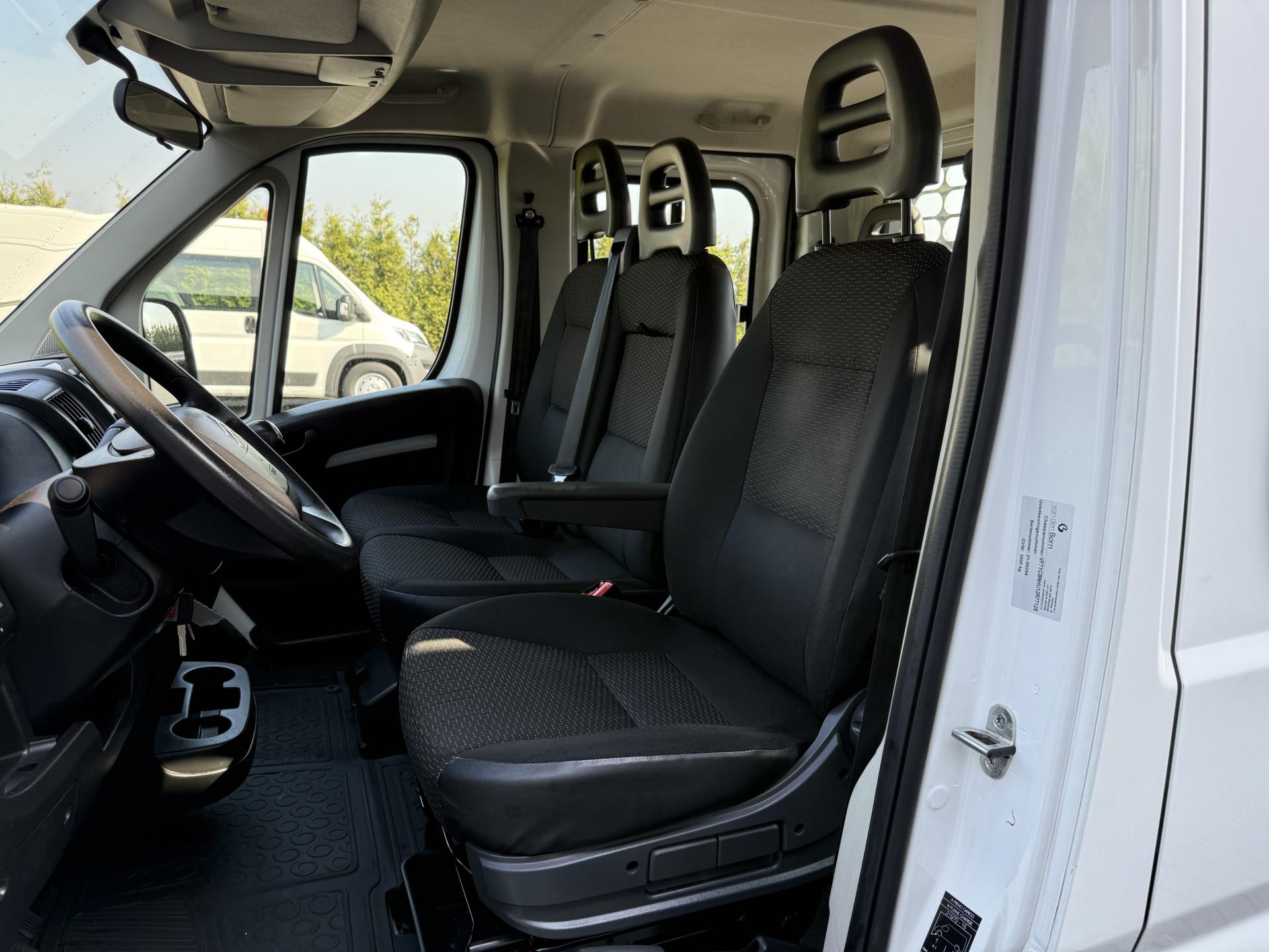 Foto 9 van Citroën 2.2 BlueHDi 141 PK EURO 6 / L4 MAXI / KIPPER / 7 PERS / DUBBELE CABINE / PICK UP / 2.5 TONS TREKHAAK / LED