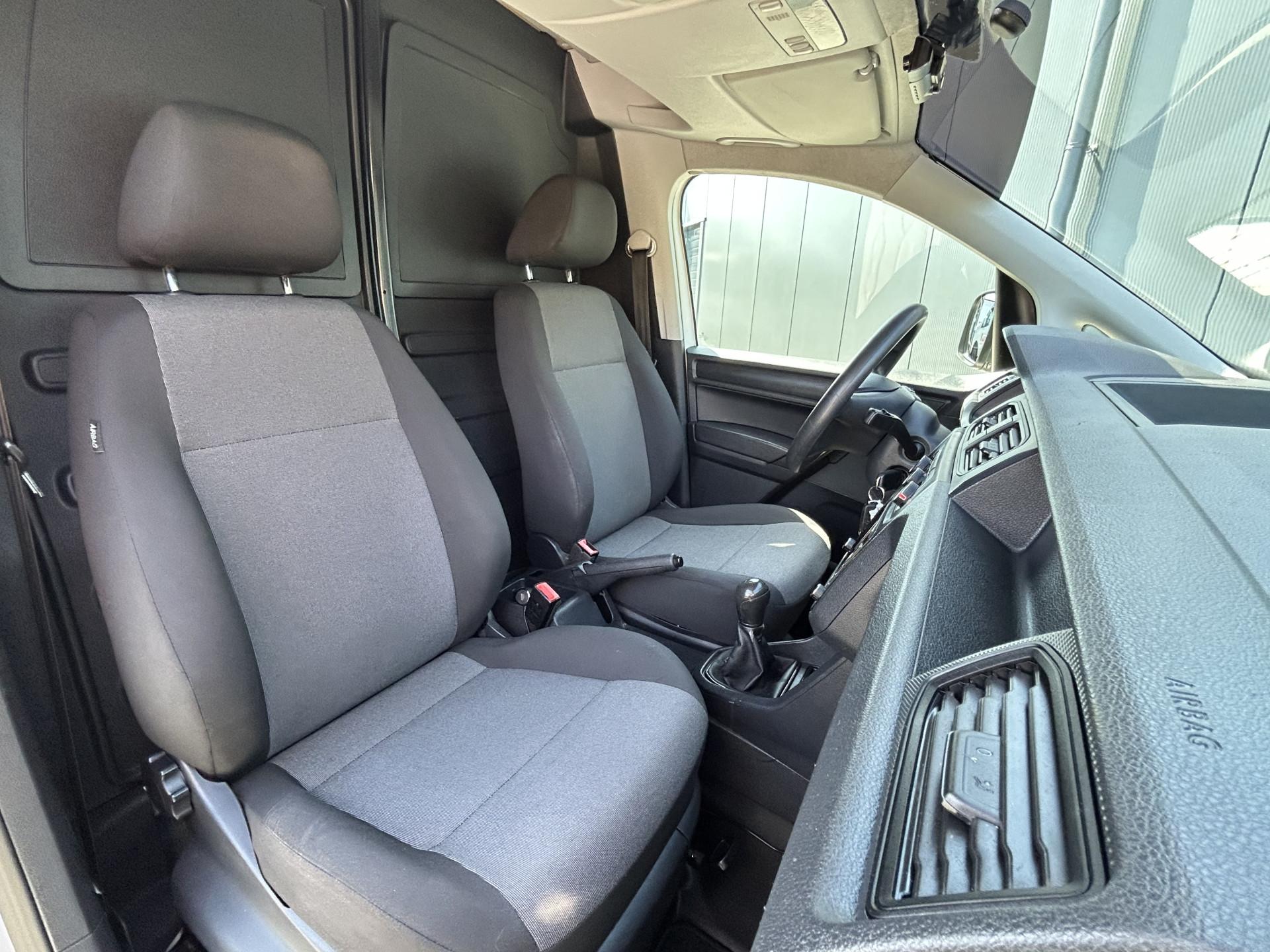Foto 6 van Volkswagen 1.2 TSI / MARGE / 1e EIG / BENZINE / TREKHAAK / AIRCO / CRUISE / CAMERA / ACHTERKLEP