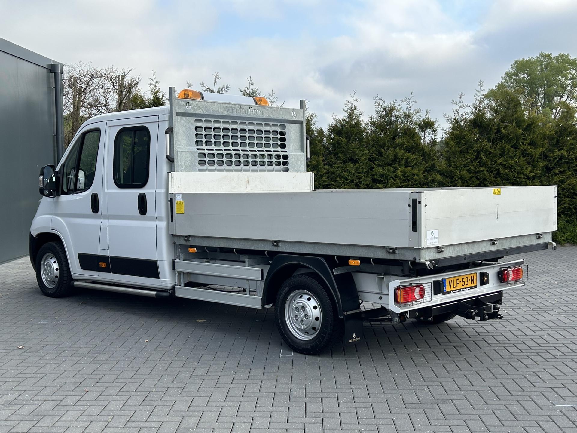 Foto 5 van Citroën 2.2 BlueHDi 141 PK EURO 6 / L4 MAXI / KIPPER / 7 PERS / DUBBELE CABINE / PICK UP / 2.5 TONS TREKHAAK / LED