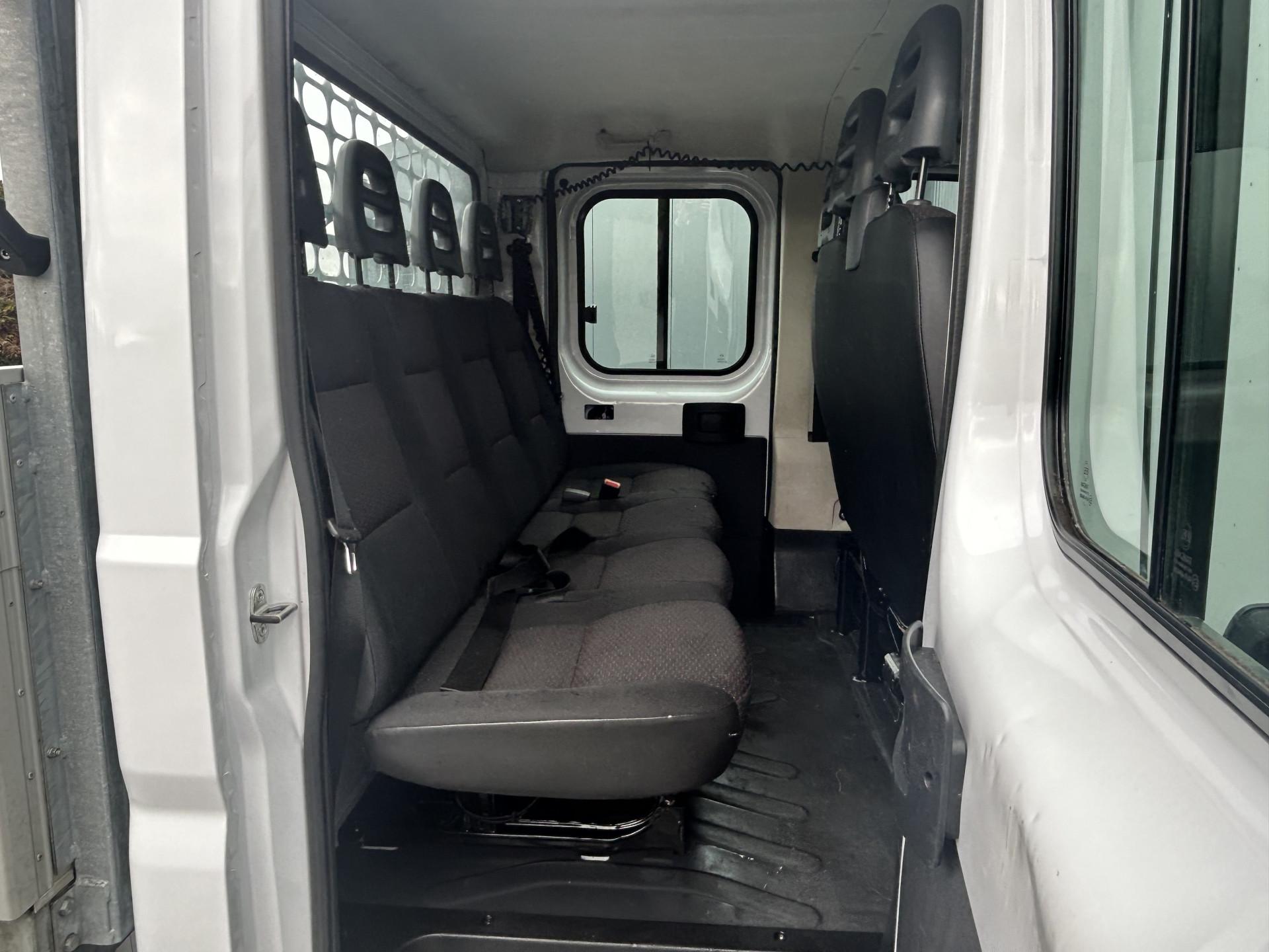 Foto 11 van Citroën 2.2 BlueHDi 141 PK EURO 6 / L4 MAXI / KIPPER / 7 PERS / DUBBELE CABINE / PICK UP / 2.5 TONS TREKHAAK / LED