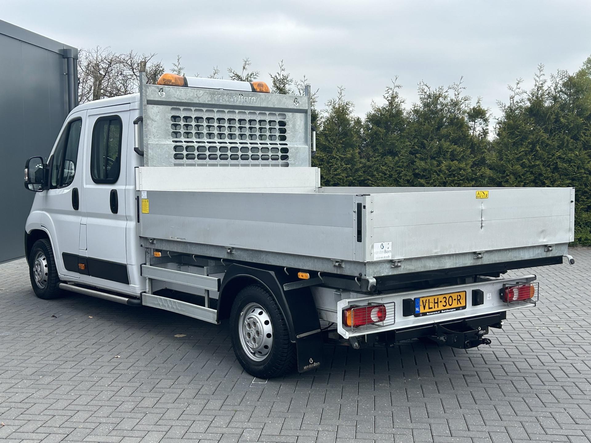 Foto 6 van Citroën 2.2 BlueHDi 141 PK EURO 6 / L4 MAXI / KIPPER / 7 PERS / DUBBELE CABINE / PICK UP / 2.5 TONS TREKHAAK / LED