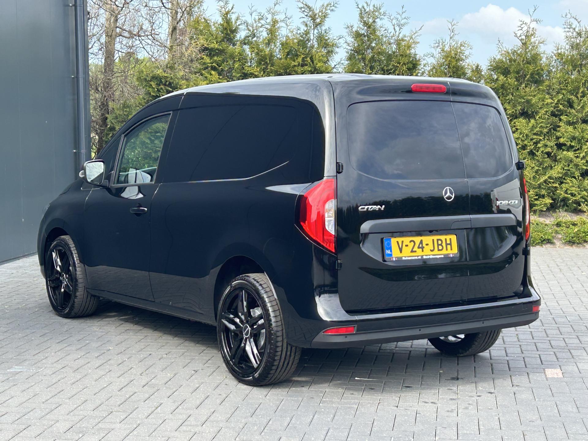 Foto 4 van Mercedes-Benz 108 CDI PRO FACELIFT / !! NIEUW !! / BPM VRIJ / LED / AIRCO / CRUISE / CAMERA / LMV
