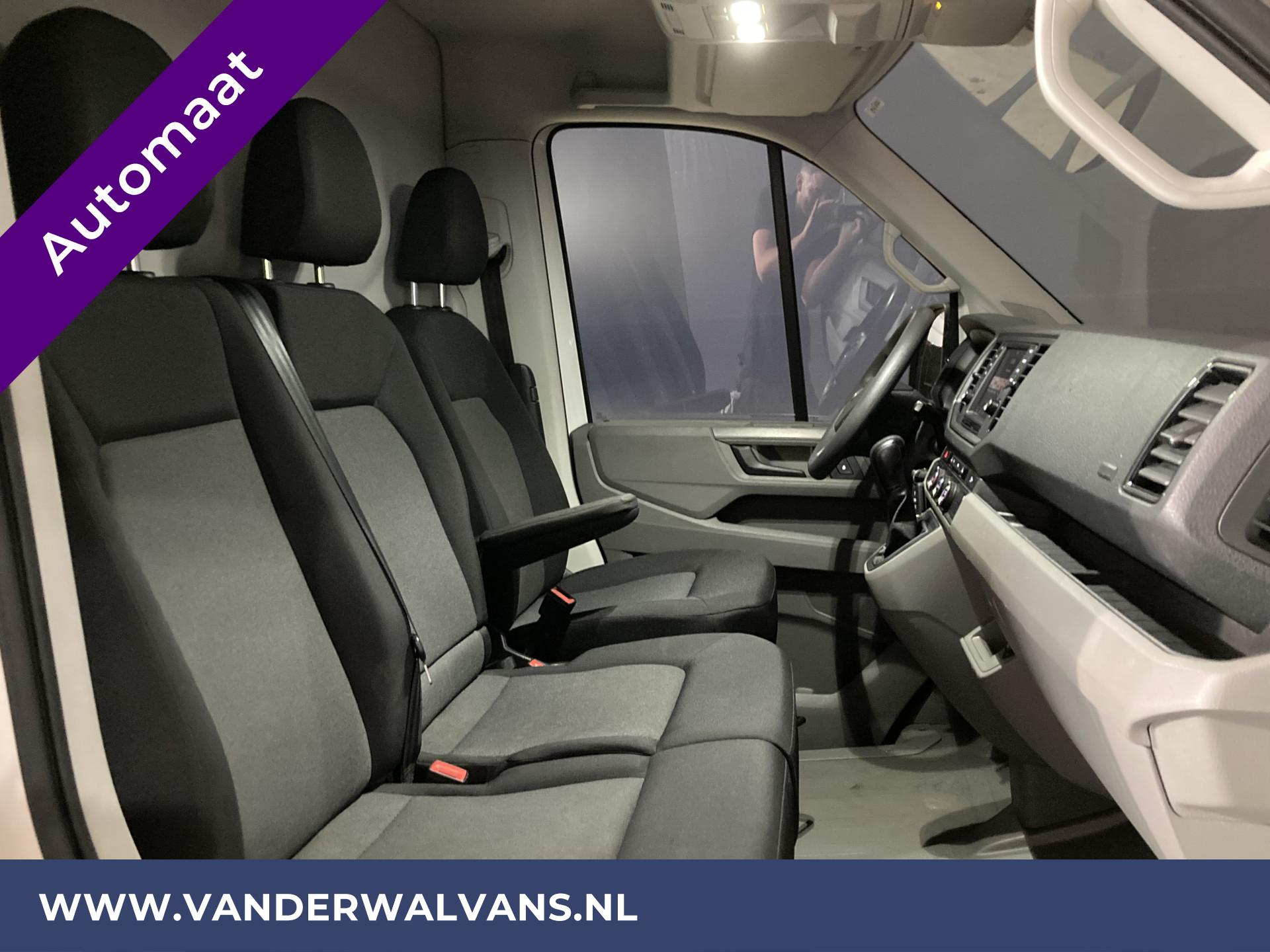 Foto 10 van Volkswagen Crafter 2.0TDI 140pk DSG Automaat L3H3 (Oude L2H2) Euro6 Airco | Parkeersensoren | Apple Carplay