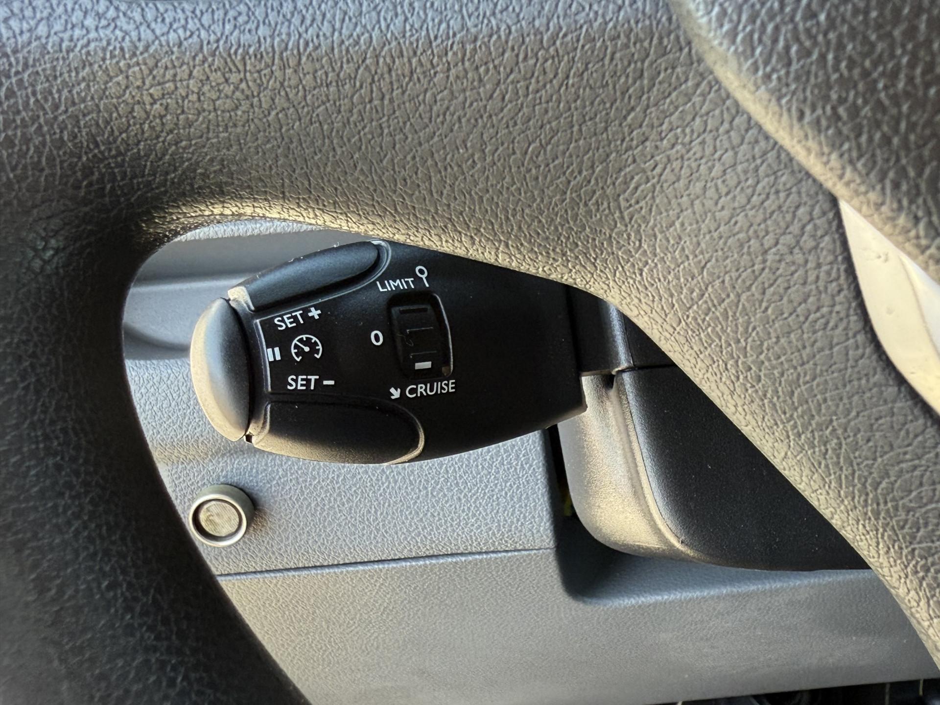 Foto 11 van Citroën 2.0 BlueHDI 123 PK / L3H1 / DUBBELE CABINE 6-PERS / 2.5 TONS TREKHAAK / AIRCO / CRUISE / NAVI / CARPLAY