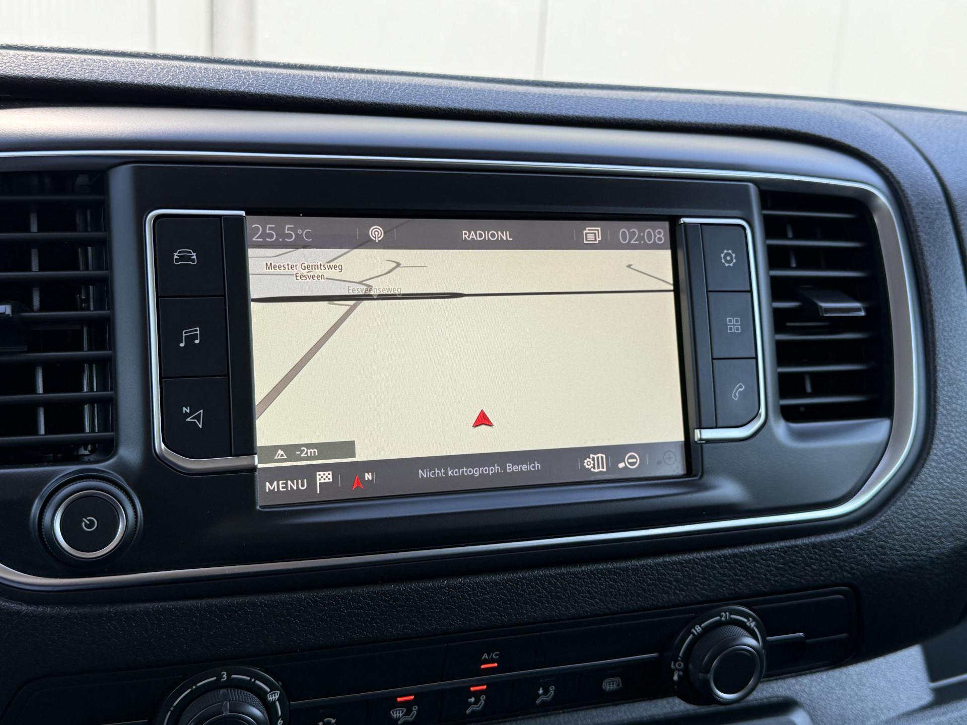 Foto 15 van Citroën 2.0 BlueHDI 123 PK / L3H1 / DUBBELE CABINE 6-PERS / 2.5 TONS TREKHAAK / AIRCO / CRUISE / NAVI / CARPLAY