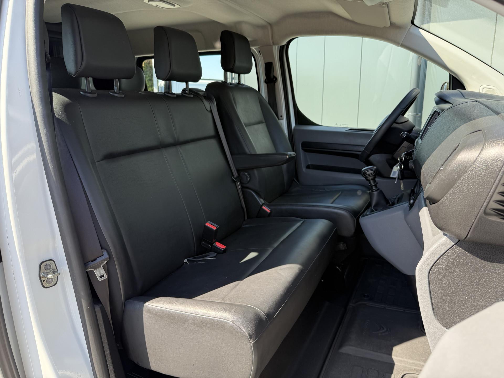 Foto 7 van Citroën 2.0 BlueHDI 123 PK / L3H1 / DUBBELE CABINE 6-PERS / 2.5 TONS TREKHAAK / AIRCO / CRUISE / NAVI / CARPLAY