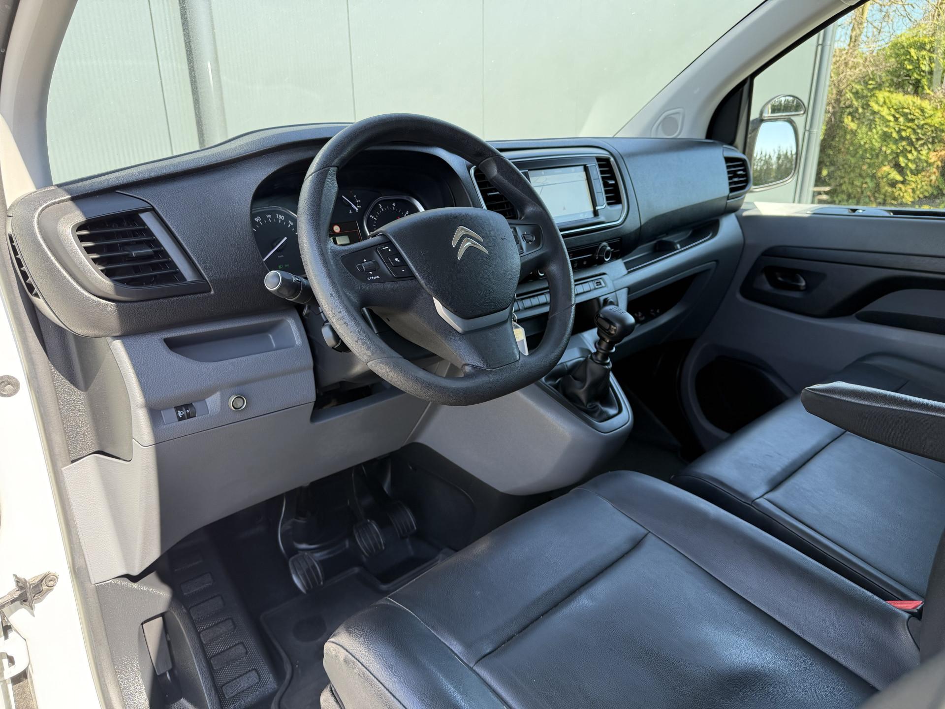 Foto 8 van Citroën 2.0 BlueHDI 123 PK / L3H1 / DUBBELE CABINE 6-PERS / 2.5 TONS TREKHAAK / AIRCO / CRUISE / NAVI / CARPLAY