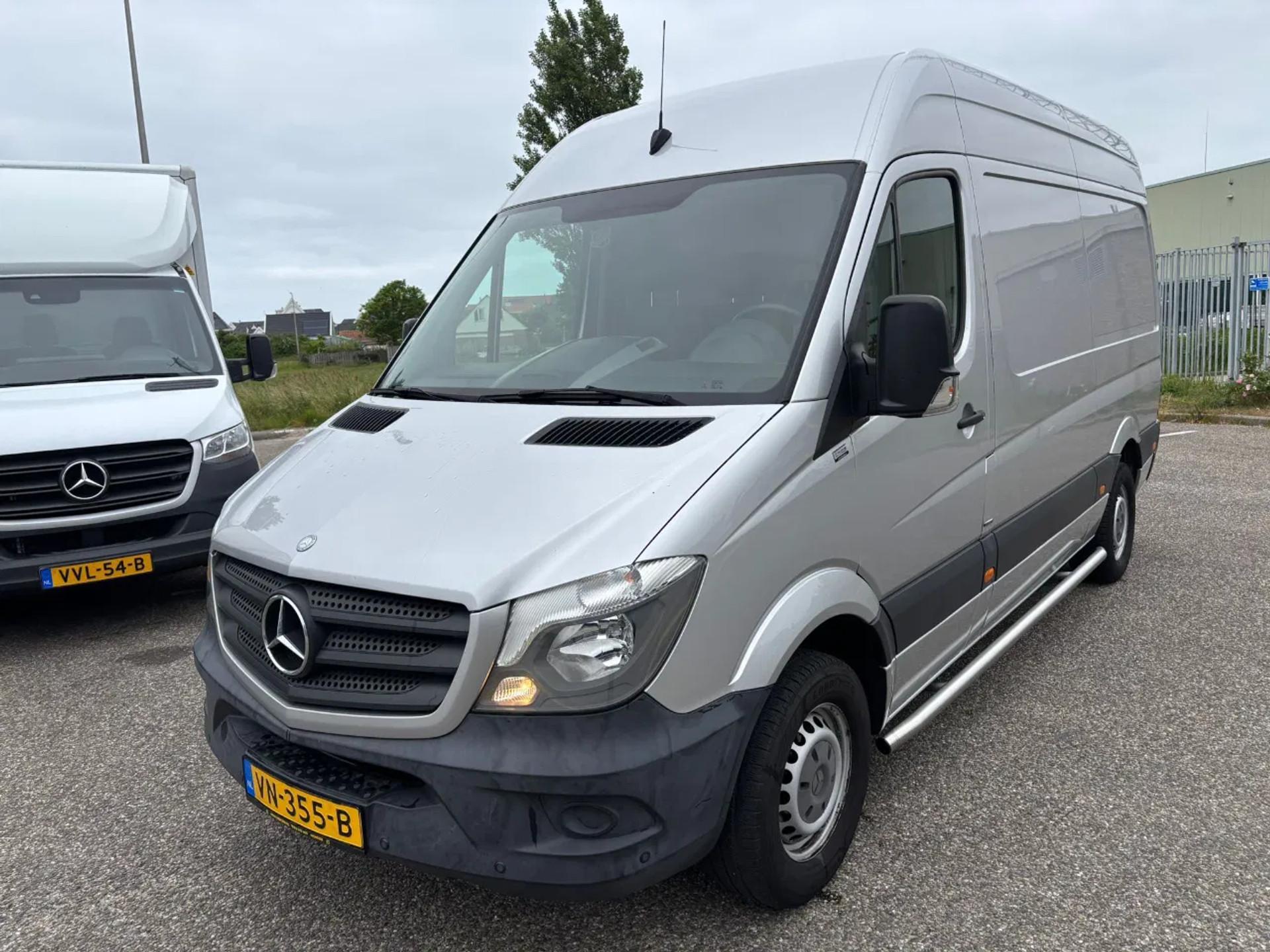 Foto 2 van Mercedes-Benz 313CDI L2H2 Automaat Airco Cruisecontrol Service/Gereedschapwagen ZIE FOTOS