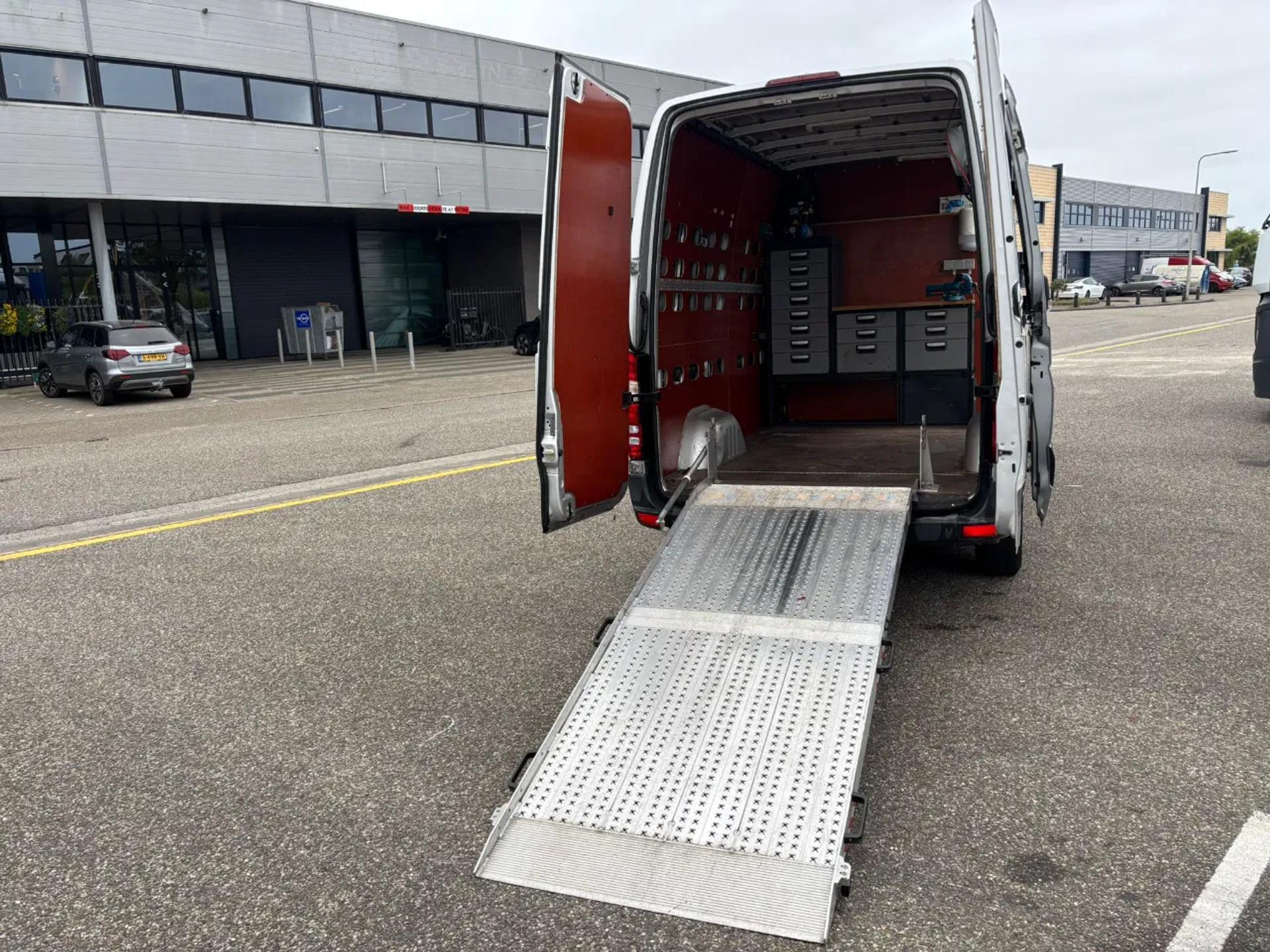 Foto 7 van Mercedes-Benz 313CDI L2H2 Automaat Airco Cruisecontrol Service/Gereedschapwagen ZIE FOTOS
