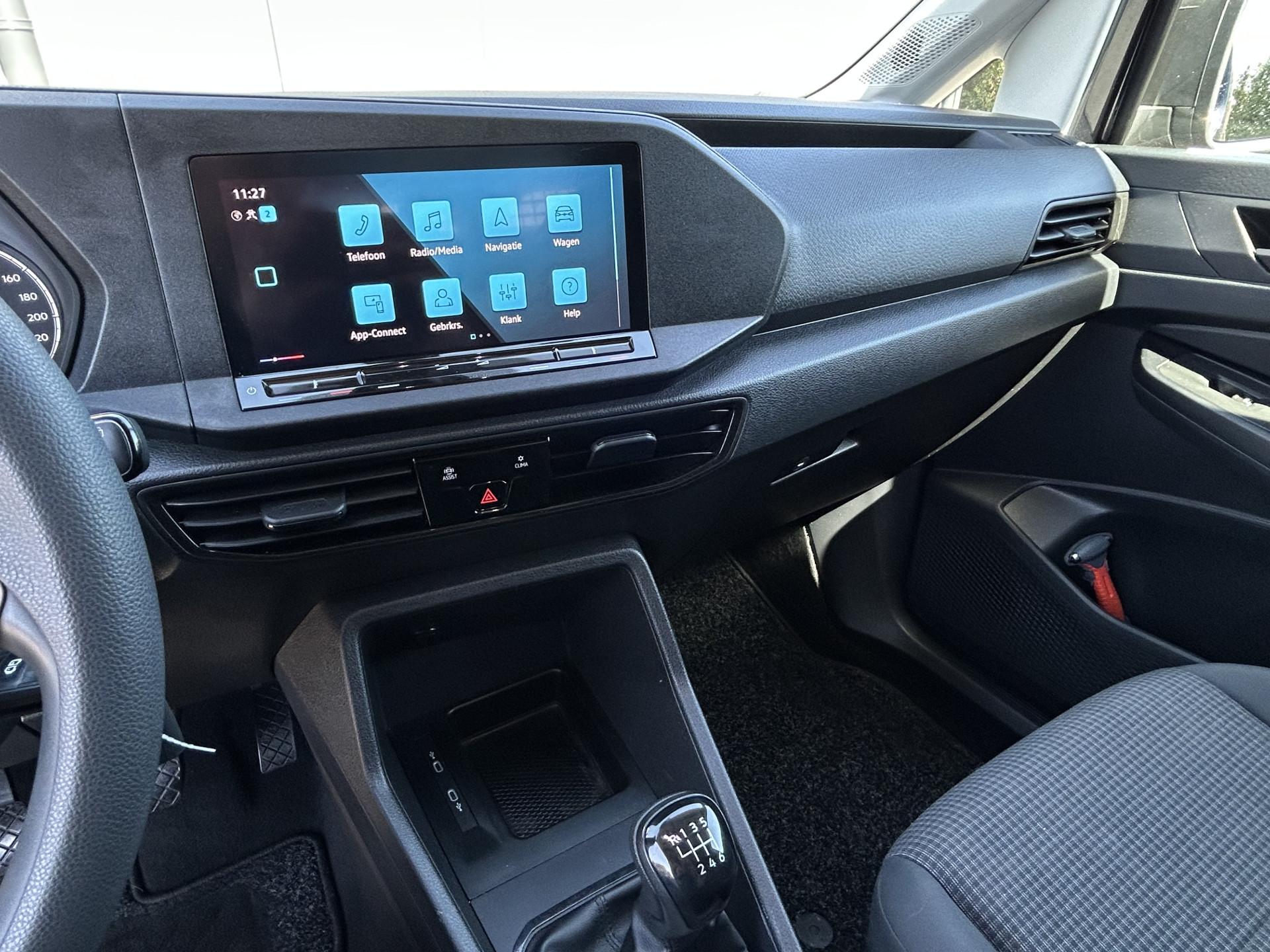 Foto 12 van Volkswagen 2.0 TDI Comfort / L1H1 / 1e EIG. / ZEER COMPLEET / AIRCO / CRUISE / NAVI / CAMERA / APPLE CARPLAY