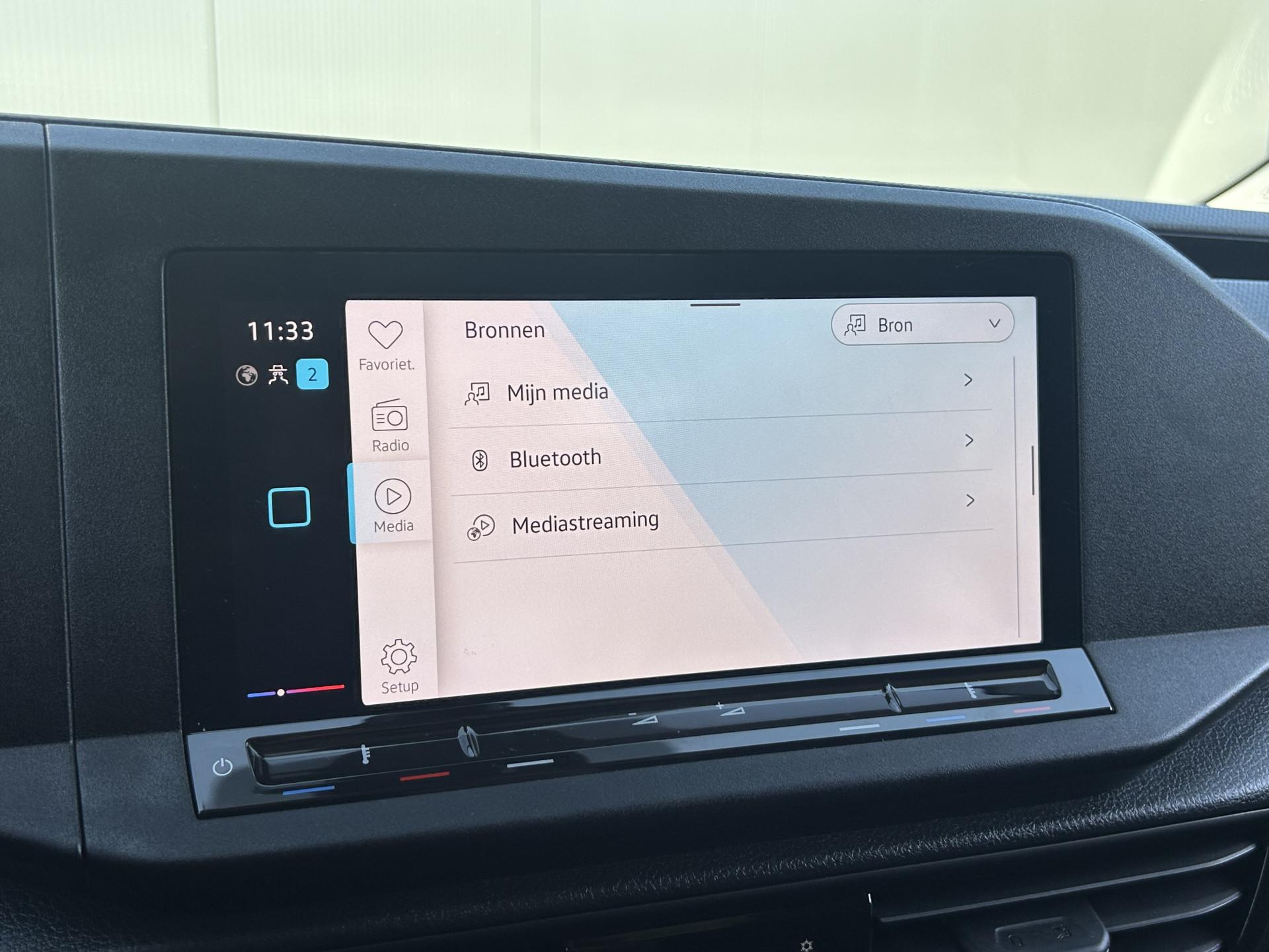 Foto 14 van Volkswagen 2.0 TDI Comfort / L1H1 / 1e EIG. / ZEER COMPLEET / AIRCO / CRUISE / NAVI / CAMERA / APPLE CARPLAY