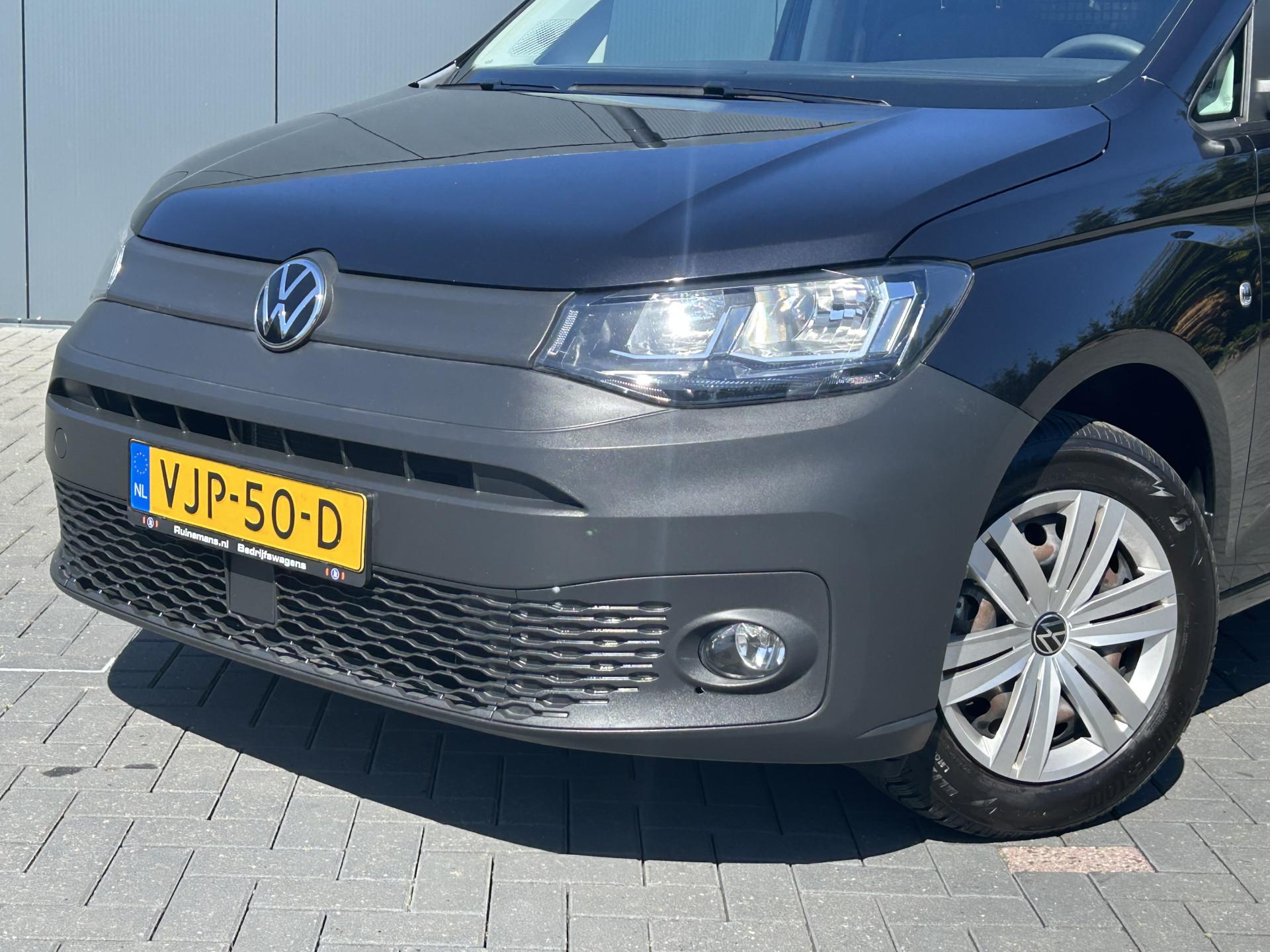 Foto 19 van Volkswagen 2.0 TDI Comfort / L1H1 / 1e EIG. / ZEER COMPLEET / AIRCO / CRUISE / NAVI / CAMERA / APPLE CARPLAY
