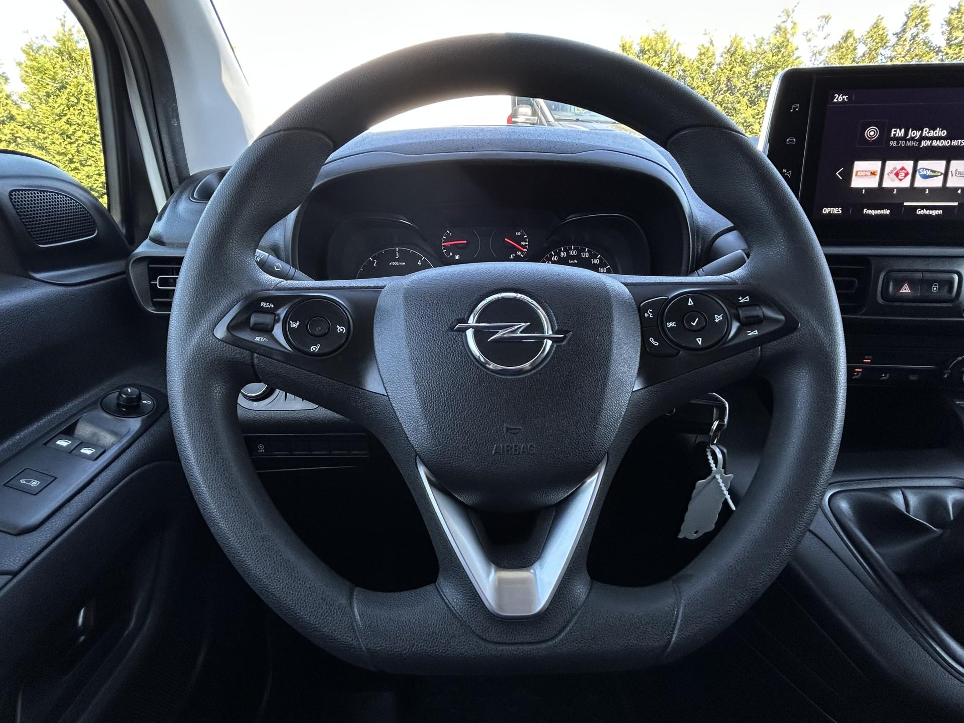 Foto 11 van Opel 1.6D Edition / L2H1 / 1e EIG. / AIRCO / CRUISE / NAVI / BLUETOOTH / SORTIMO INRICHTING